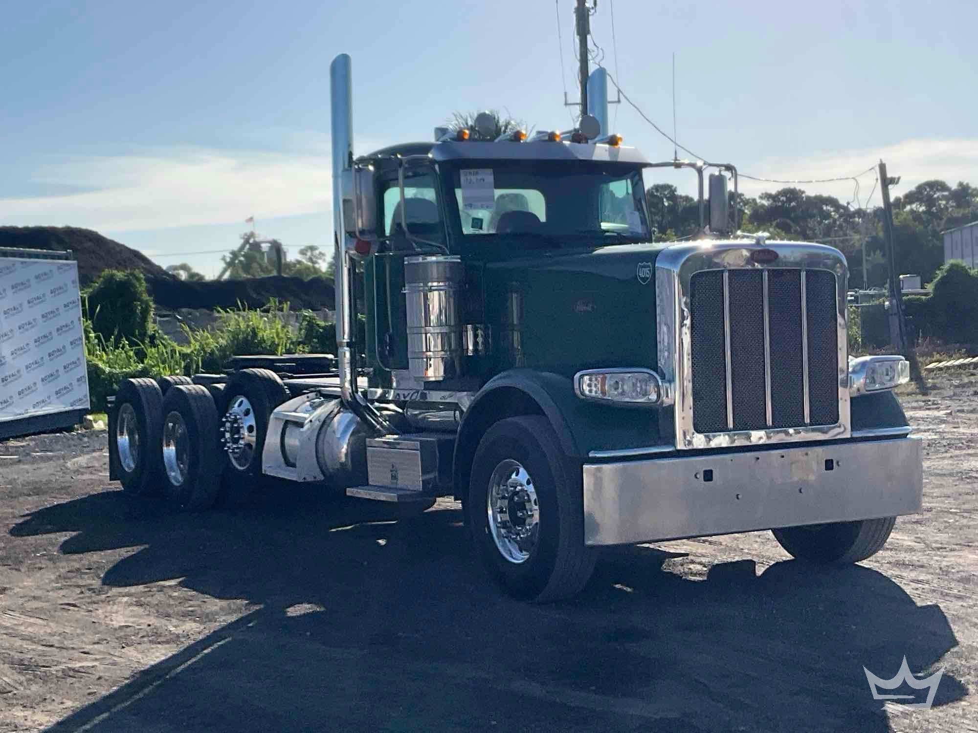 2017 Peterbilt 389