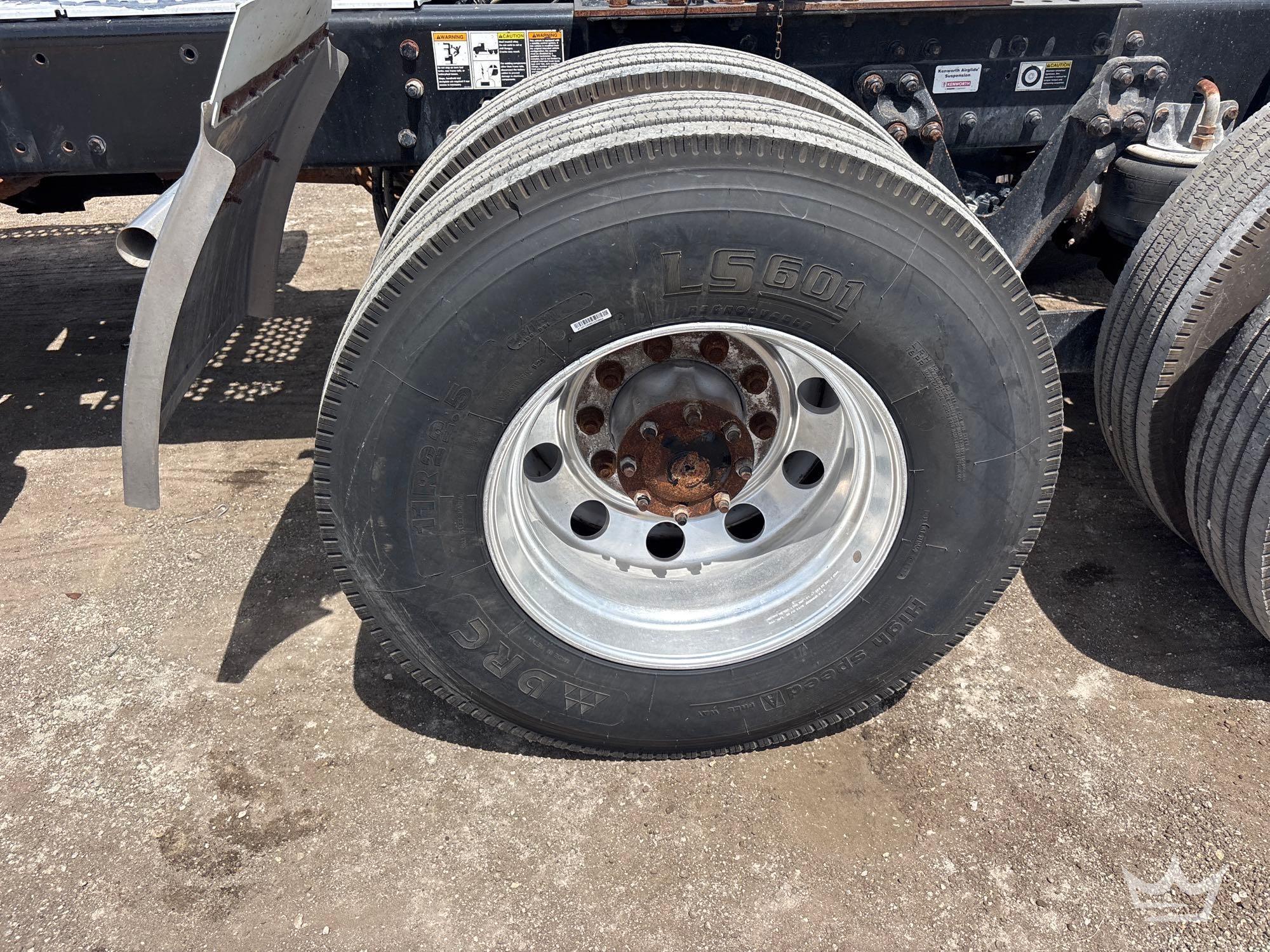 2019 Kenworth T880
