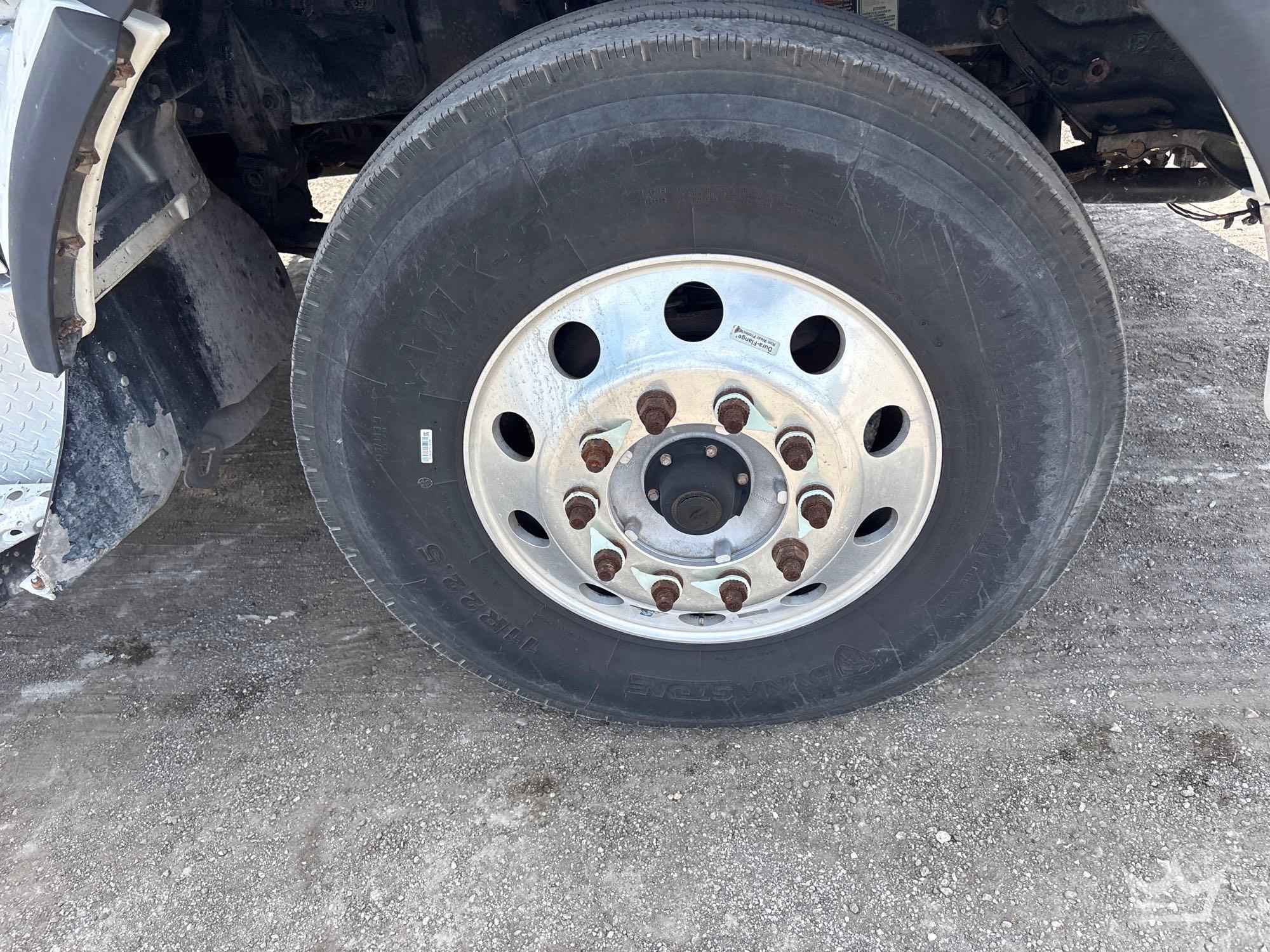 2019 Kenworth T880