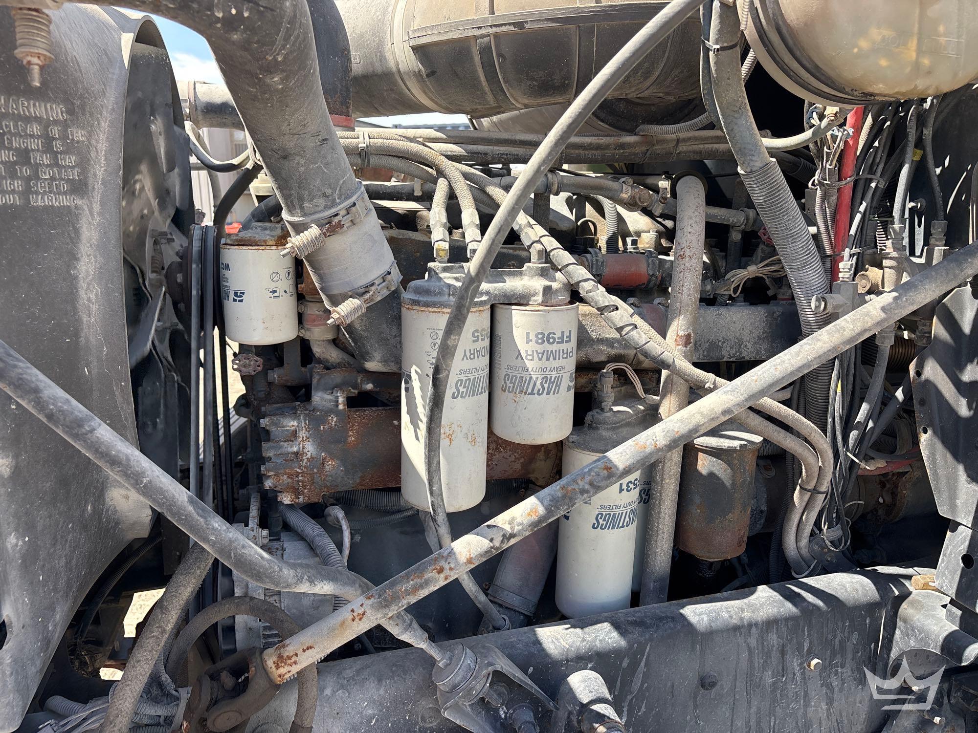 1997 Mack CH613