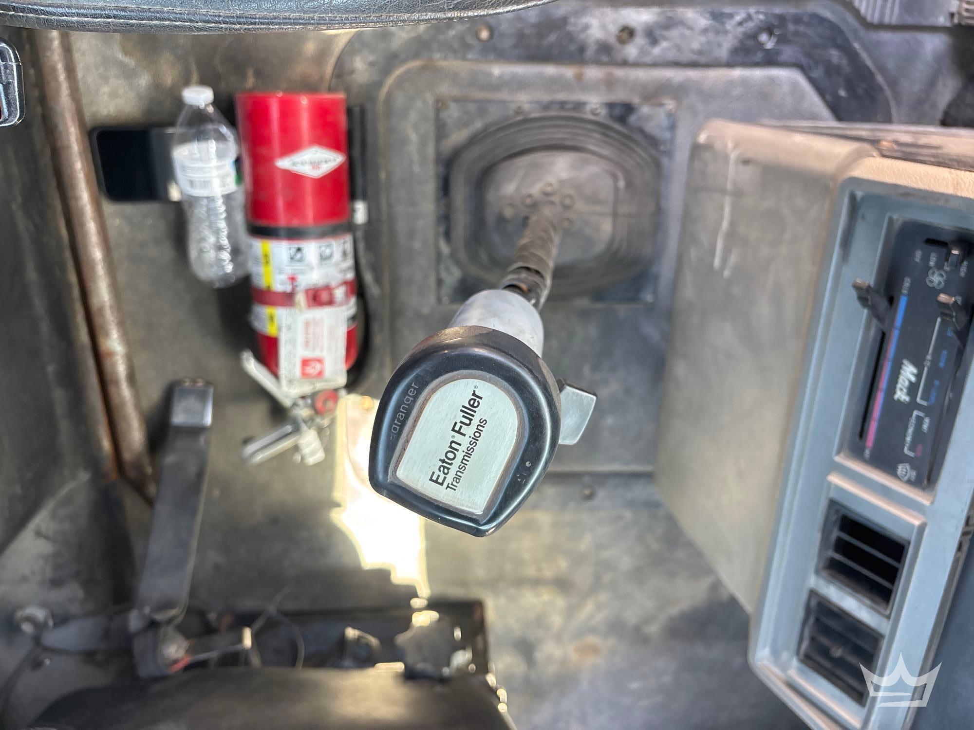 1997 Mack CH613