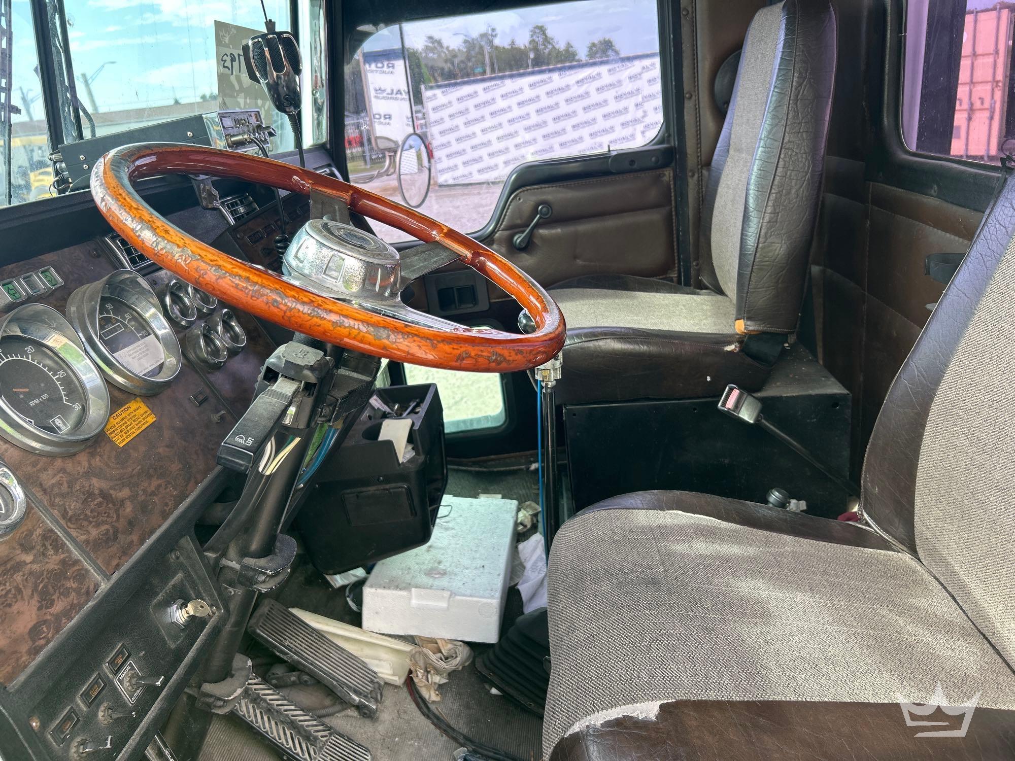 1995 Kenworth T400