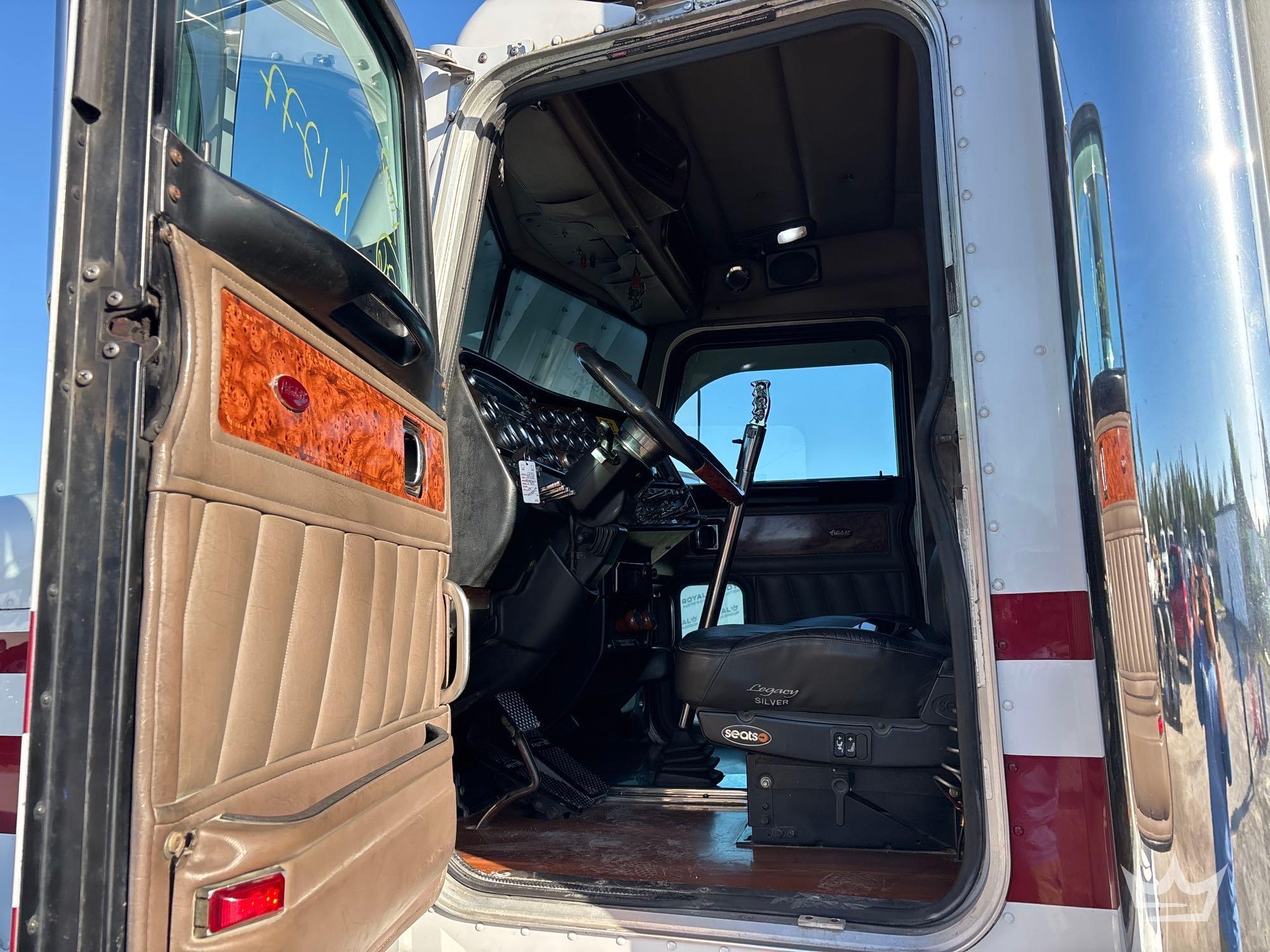 2005 Peterbilt 379
