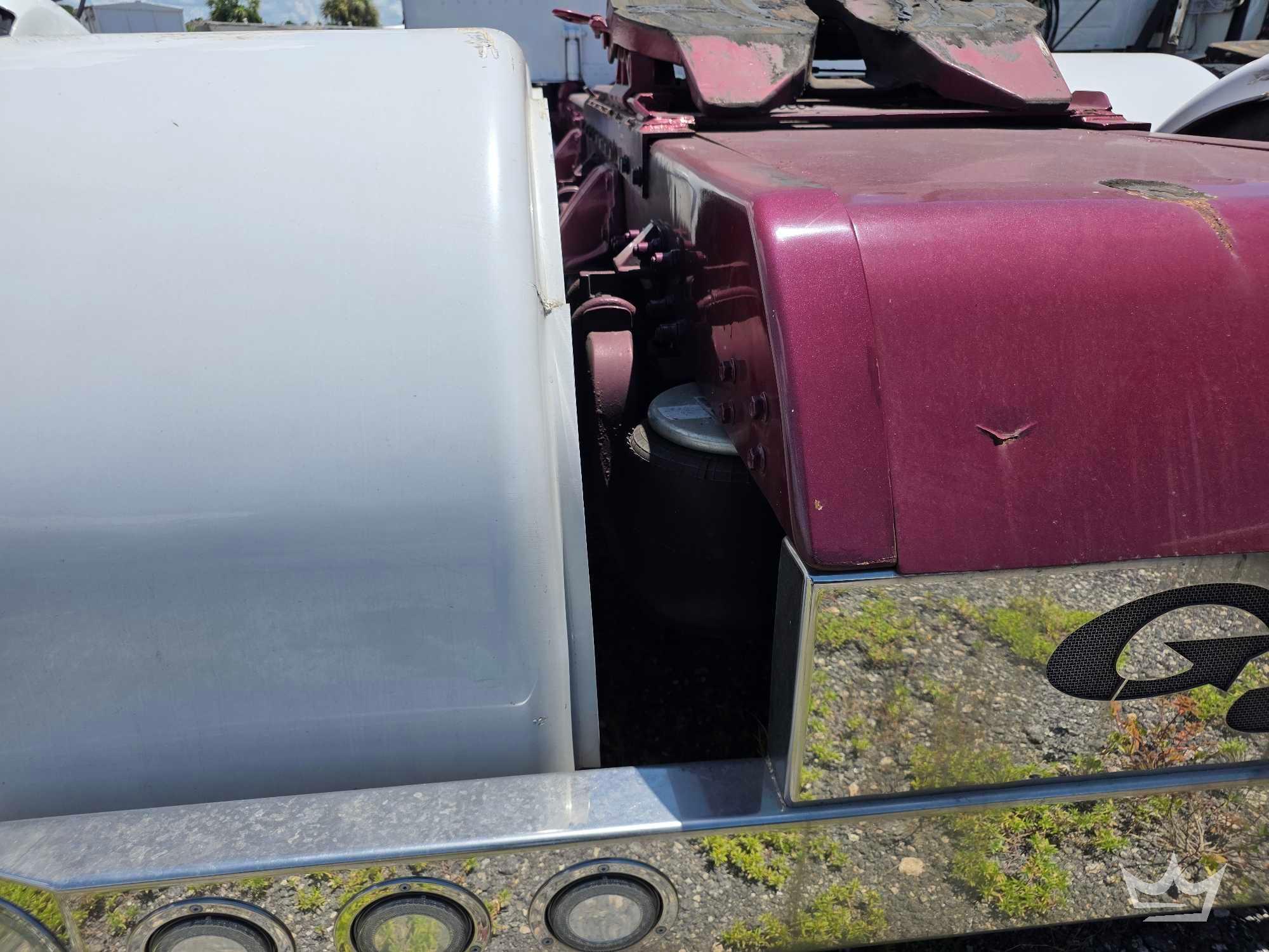 2005 Peterbilt 379