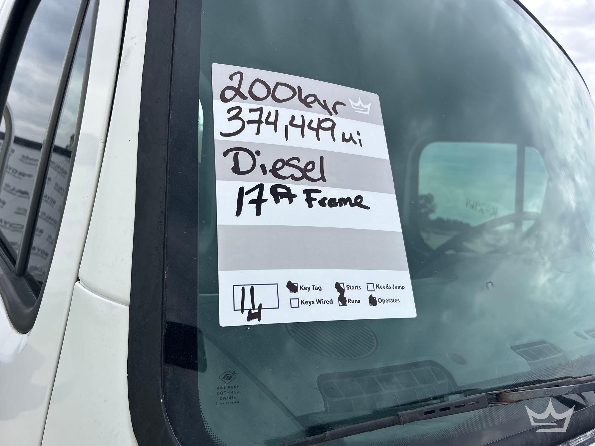 2006 Freightliner M2 106 SPORTCH