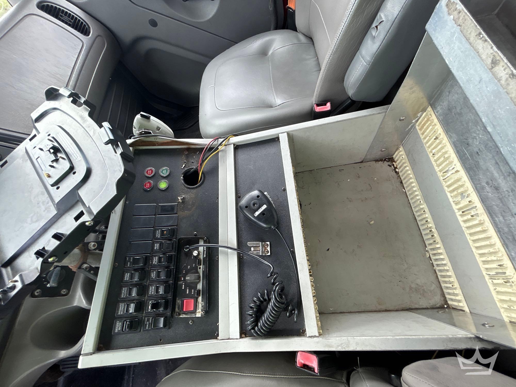 2013 Freightliner M2 106
