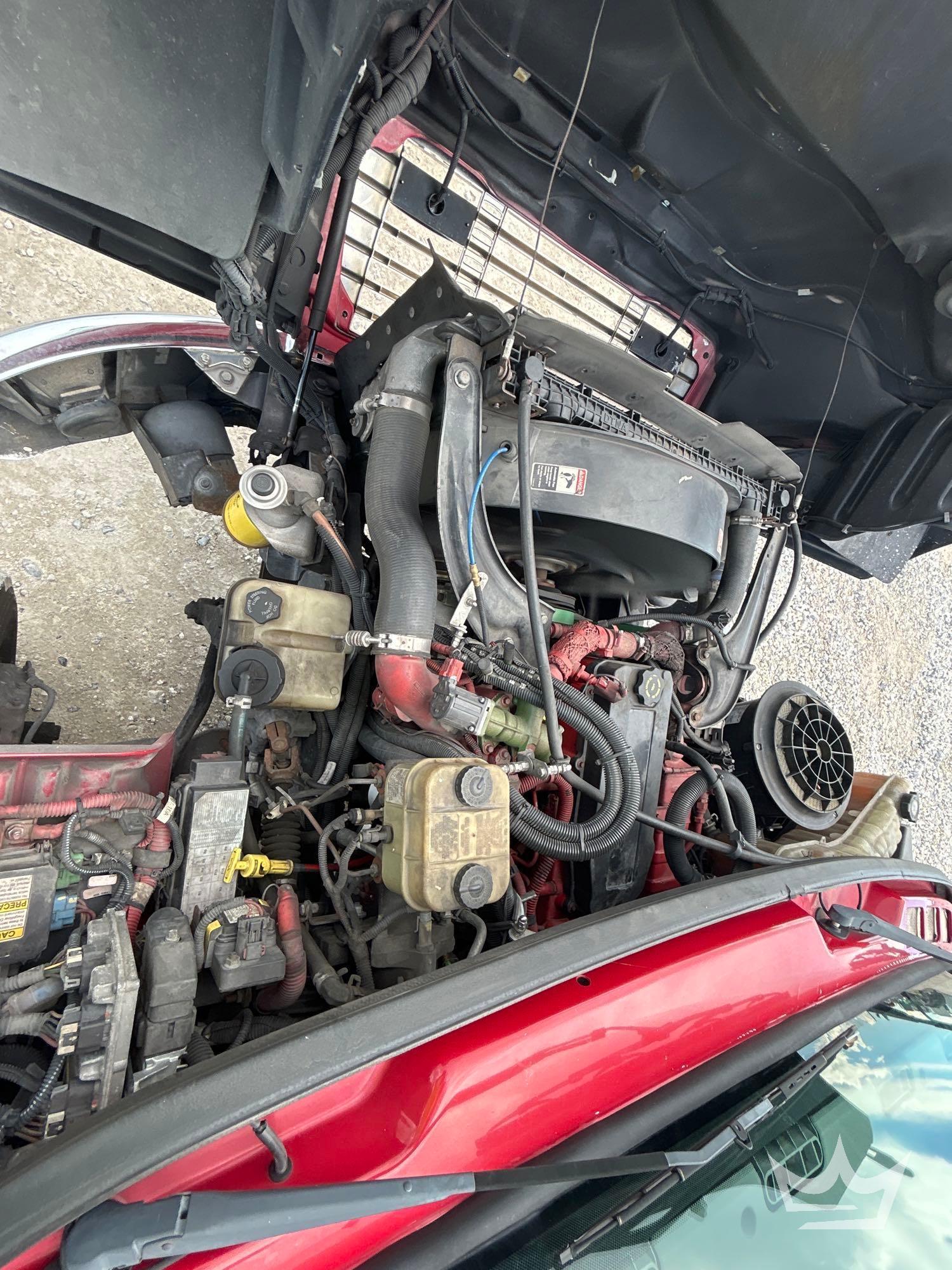 2013 Freightliner M2 106