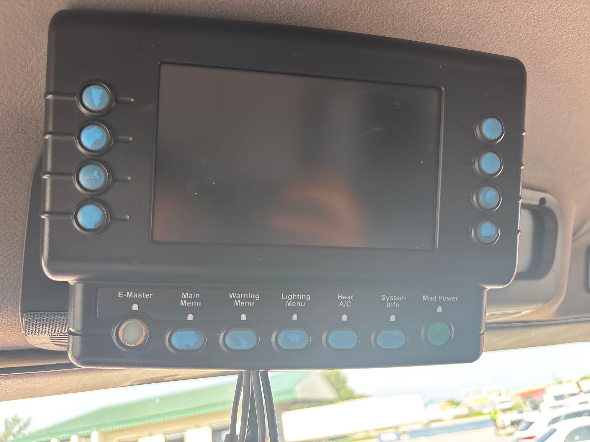 2014 Freightliner M2 106