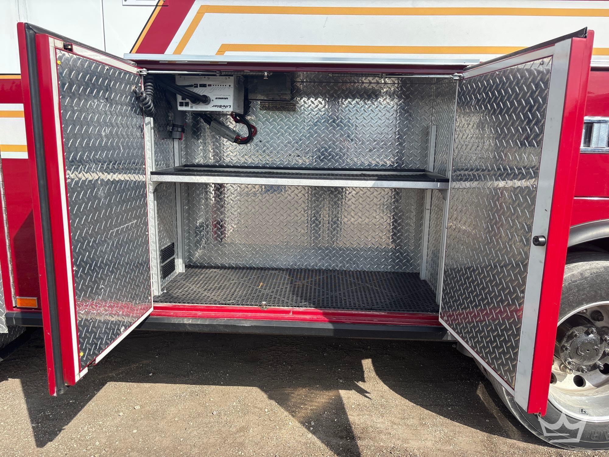 2014 Freightliner M2 106