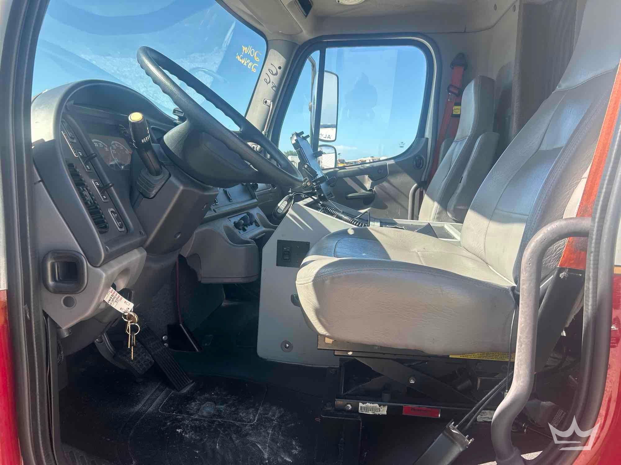 2016 Freightliner M2 106