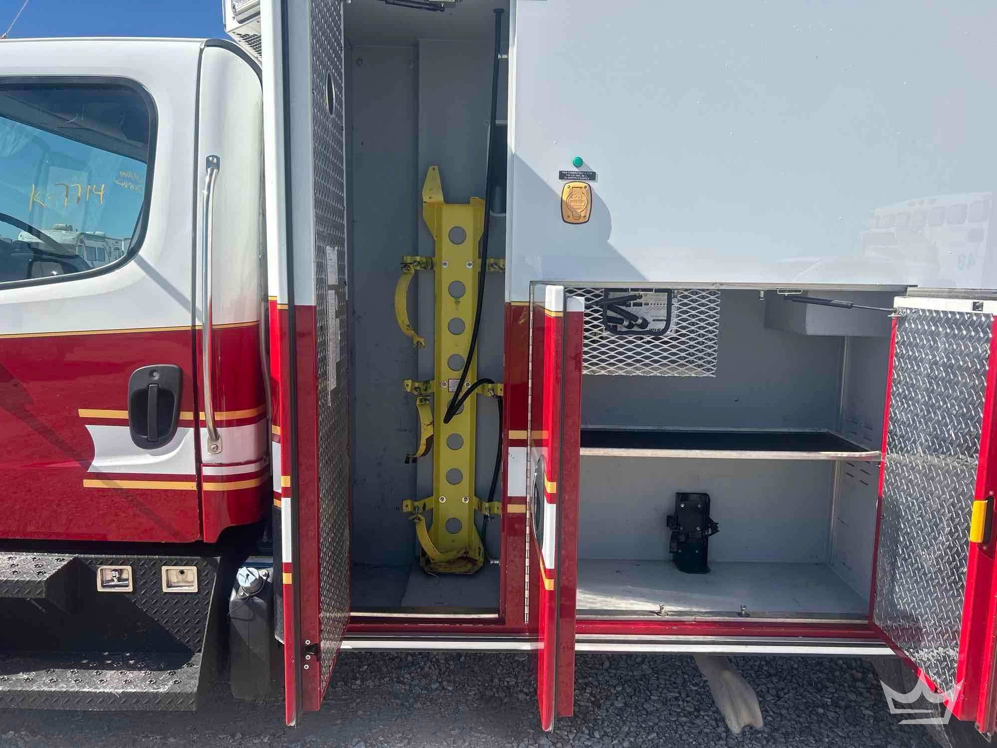 2016 Freightliner M2 106