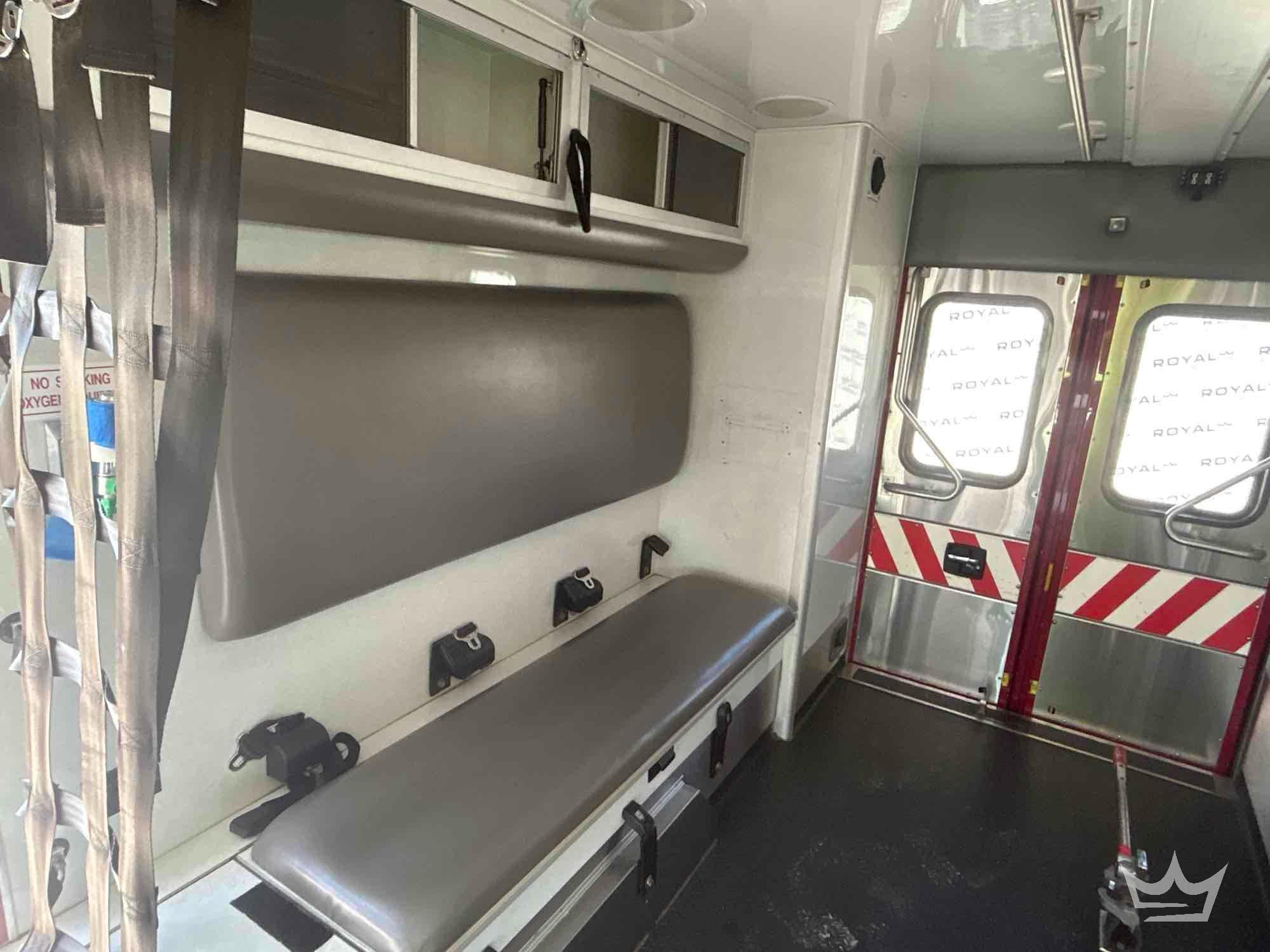 2016 Freightliner M2 106