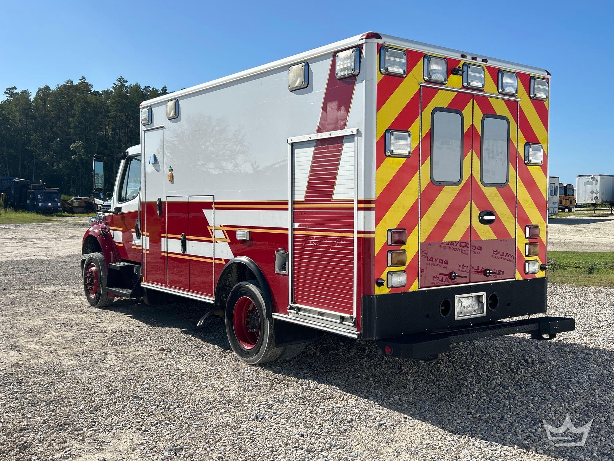 2016 Freightliner M2 106