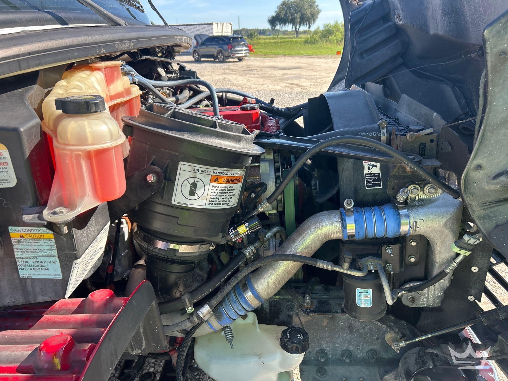 2016 Freightliner M2 106