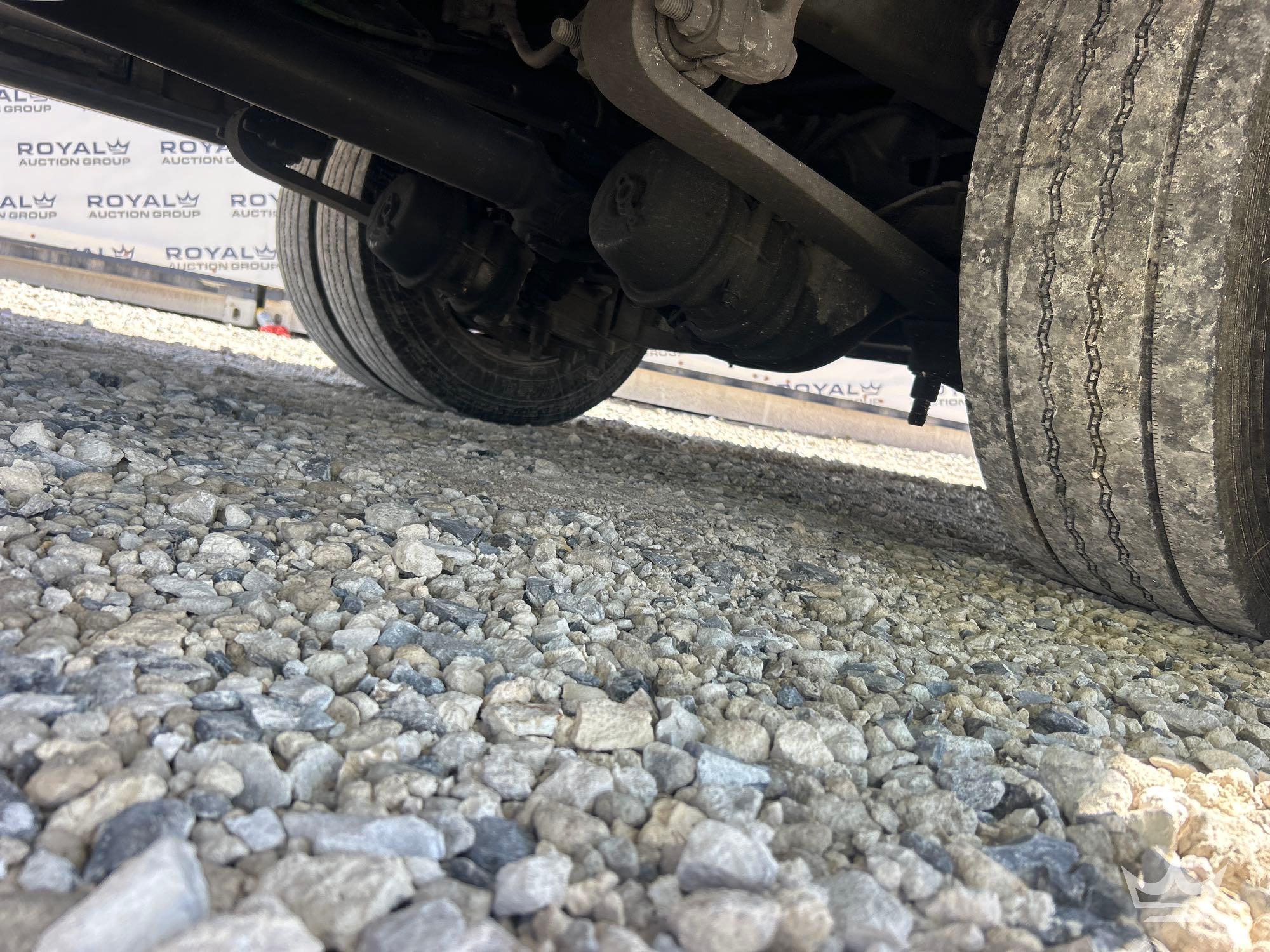 2015 Freightliner M2 106