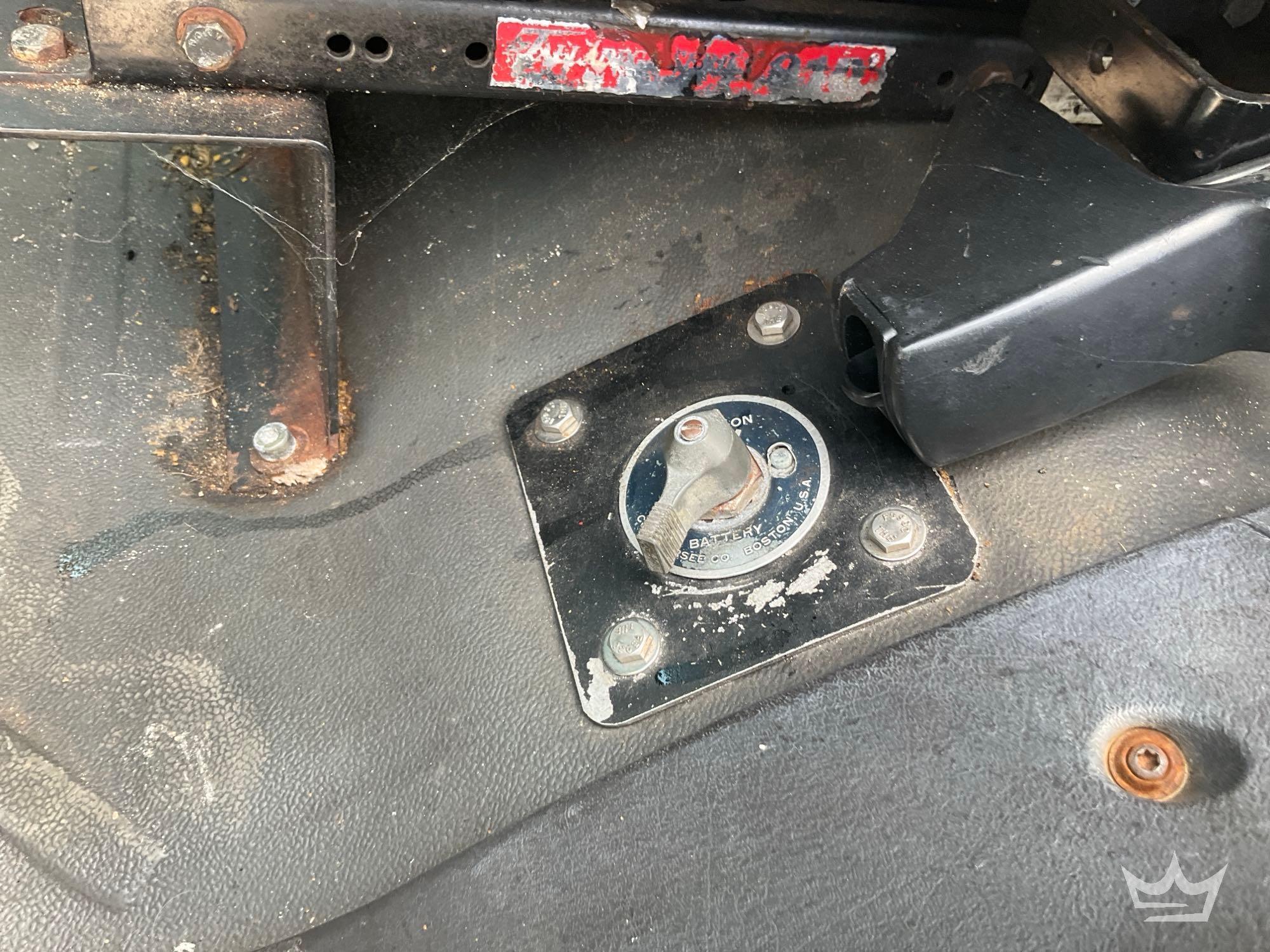 2003 Freightliner M2 106