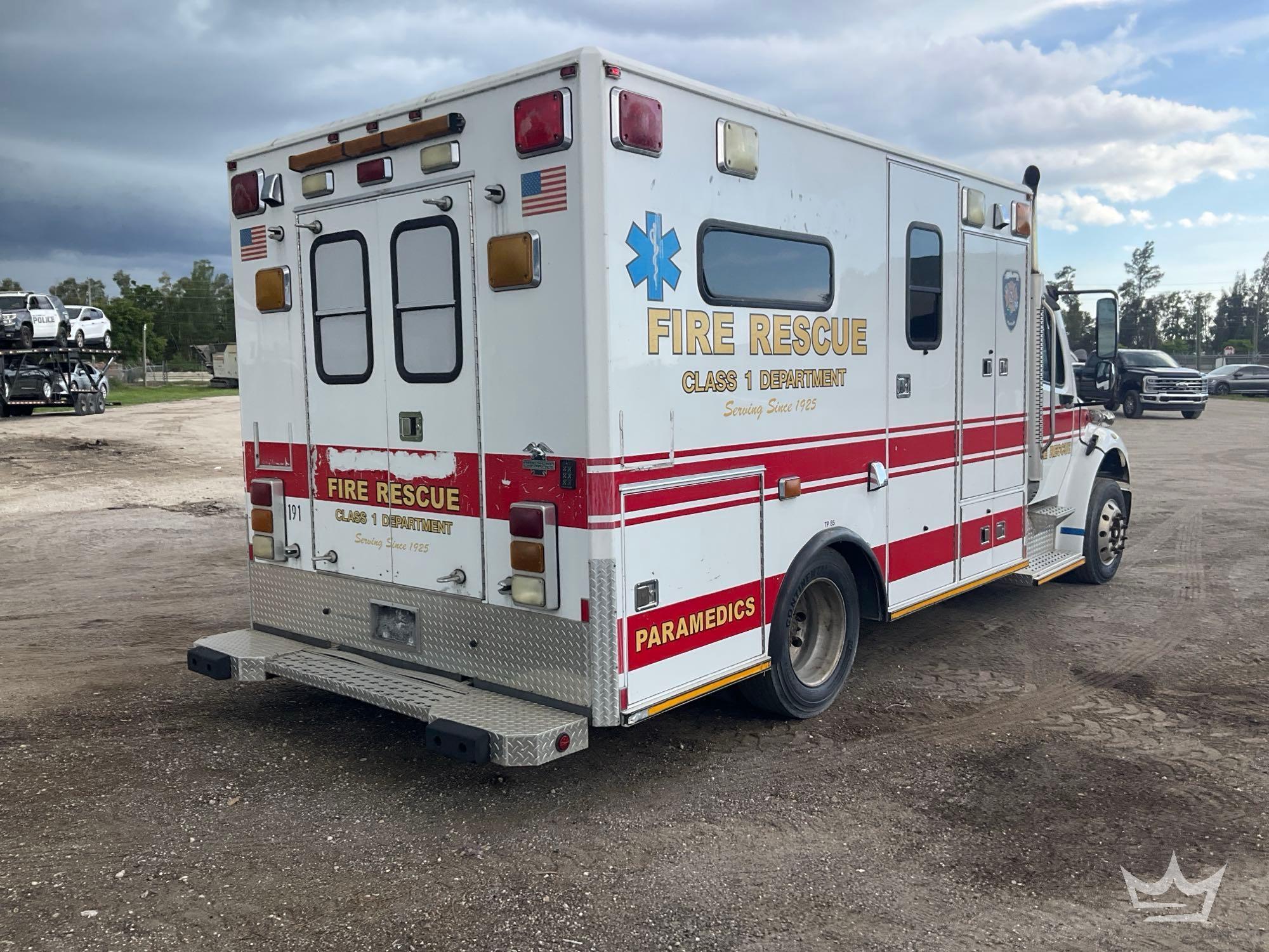 2004 Freightliner M2 106
