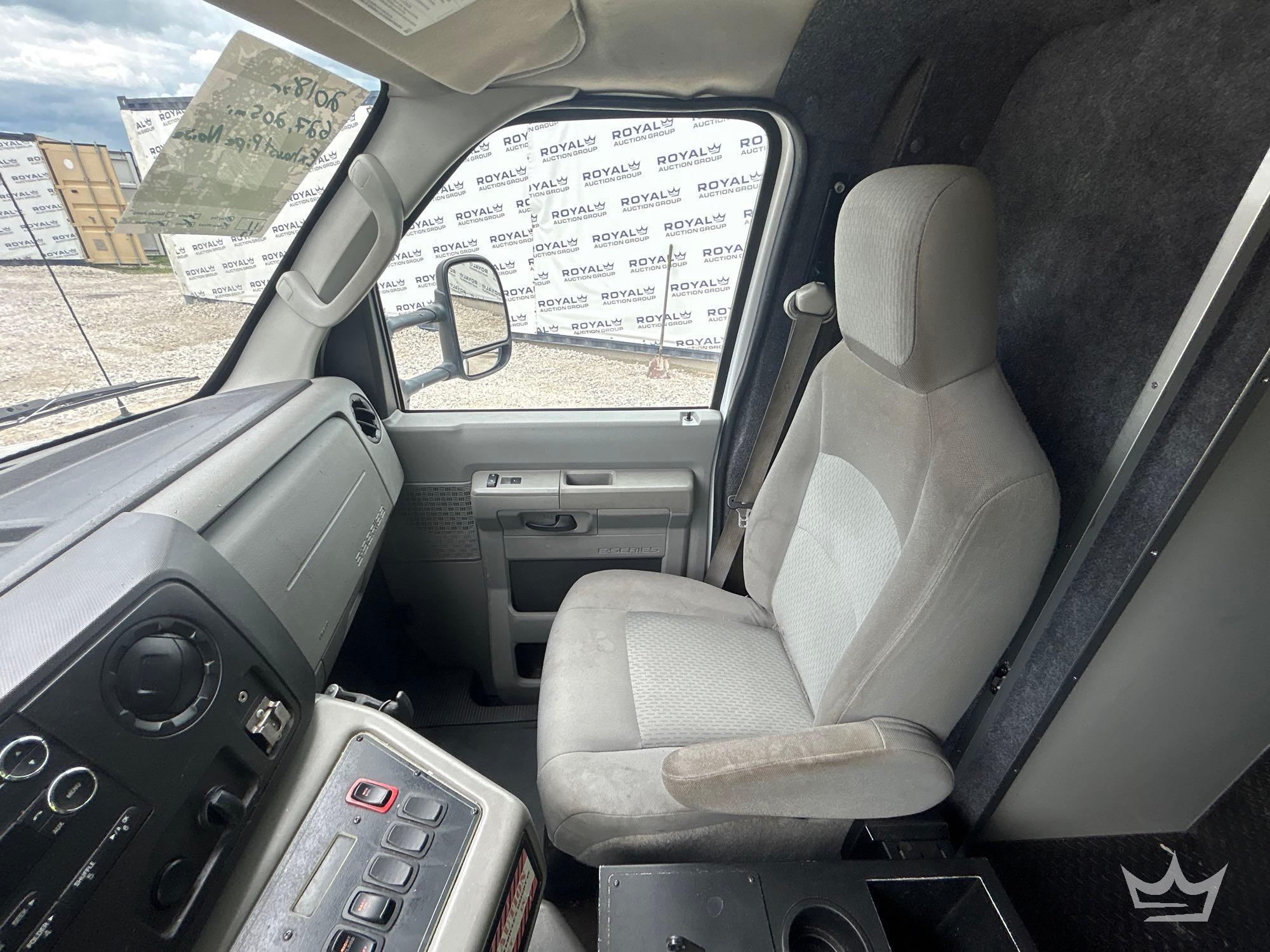 2018 Ford E350