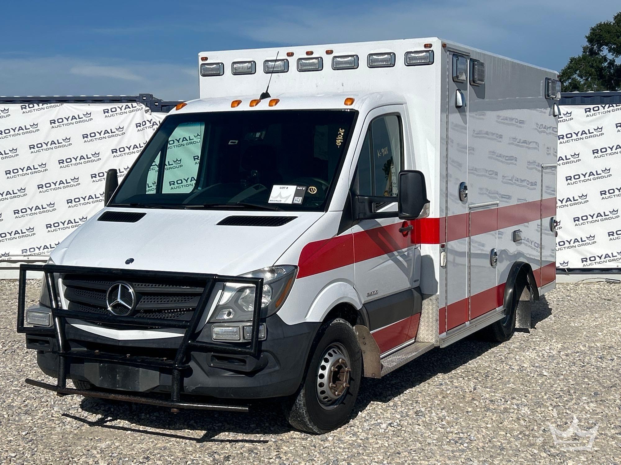 Photo of 2015 Mercedes-Benz 3500