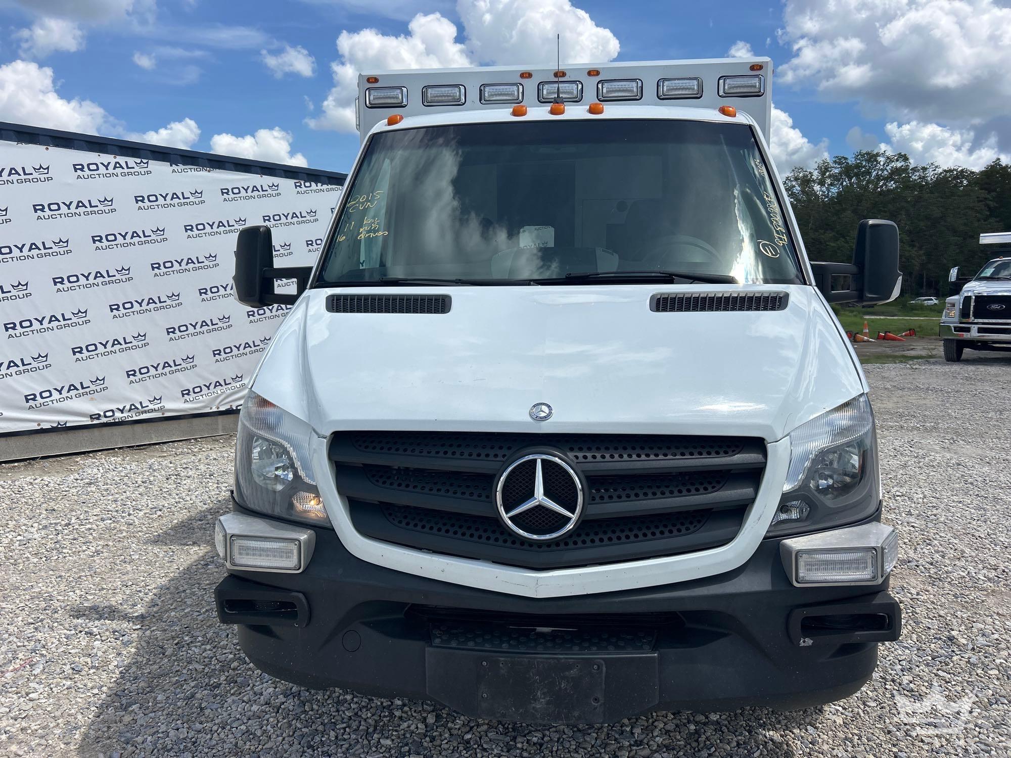 2015 Mercedes-Benz 3500