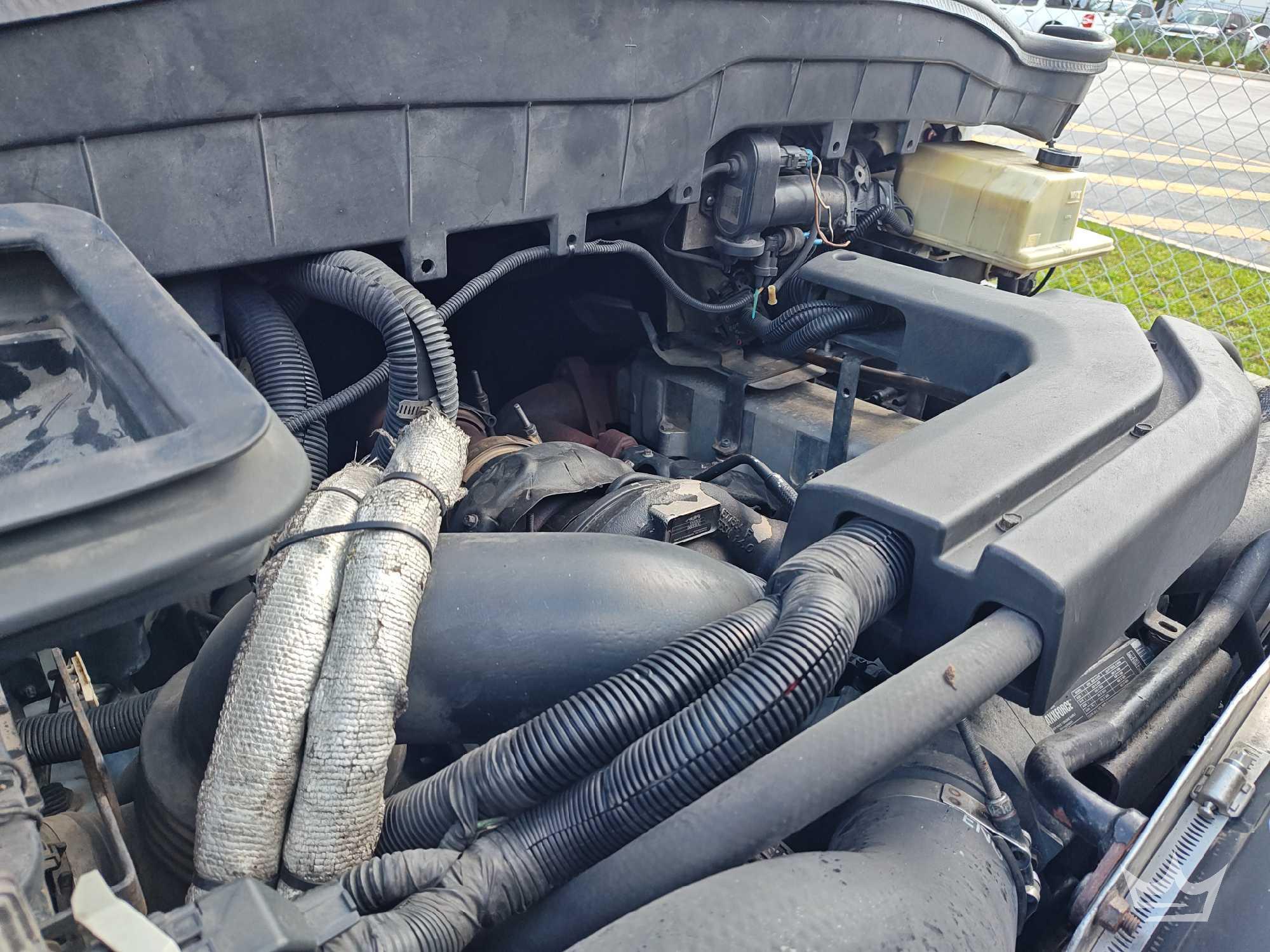 2011 International DURASTAR 4300