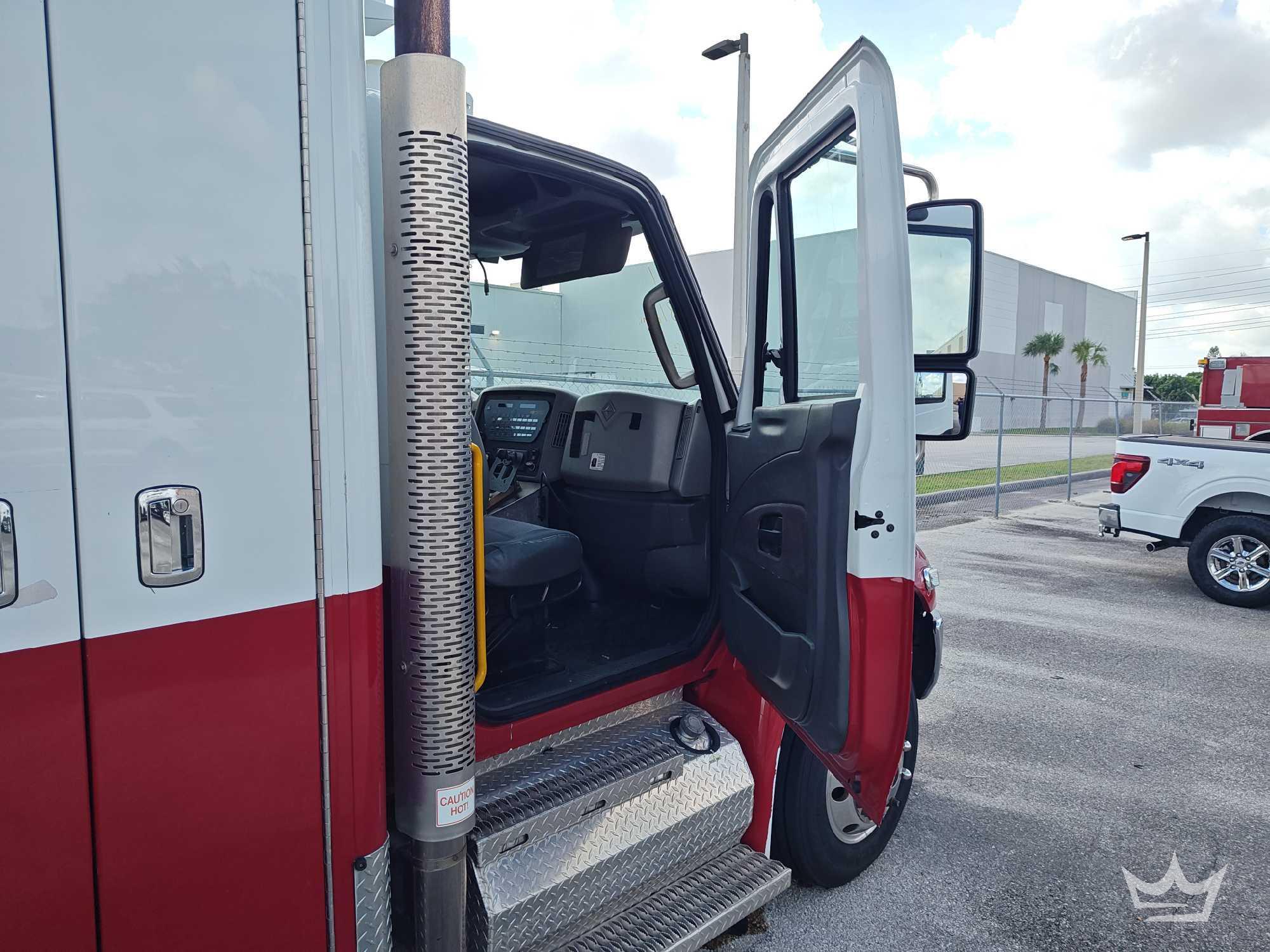 2011 International DURASTAR 4300