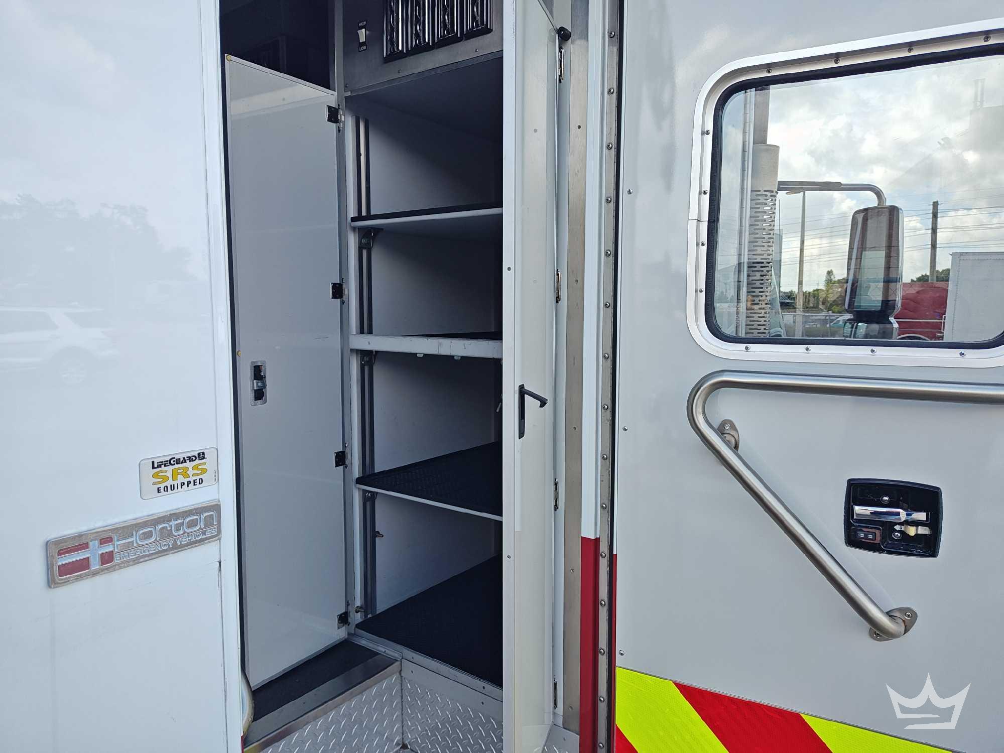 2011 International DURASTAR 4300