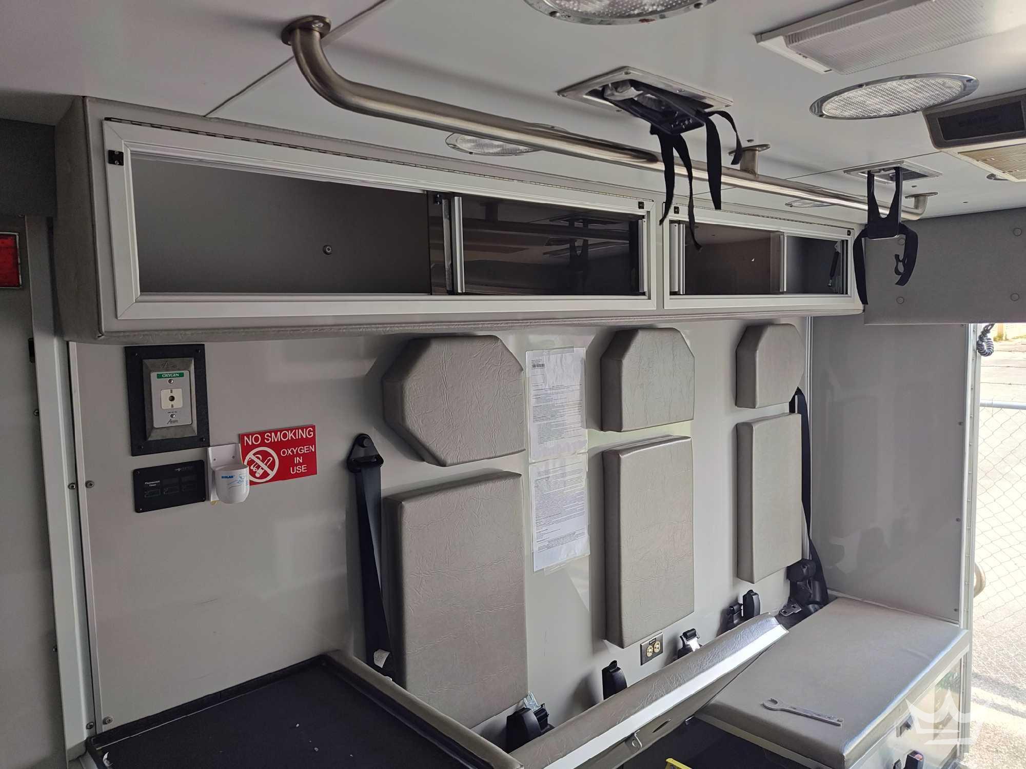 2011 International DURASTAR 4300
