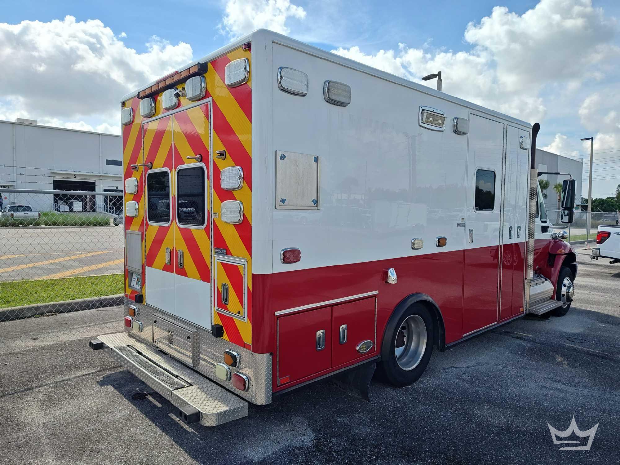 2011 International DURASTAR 4300