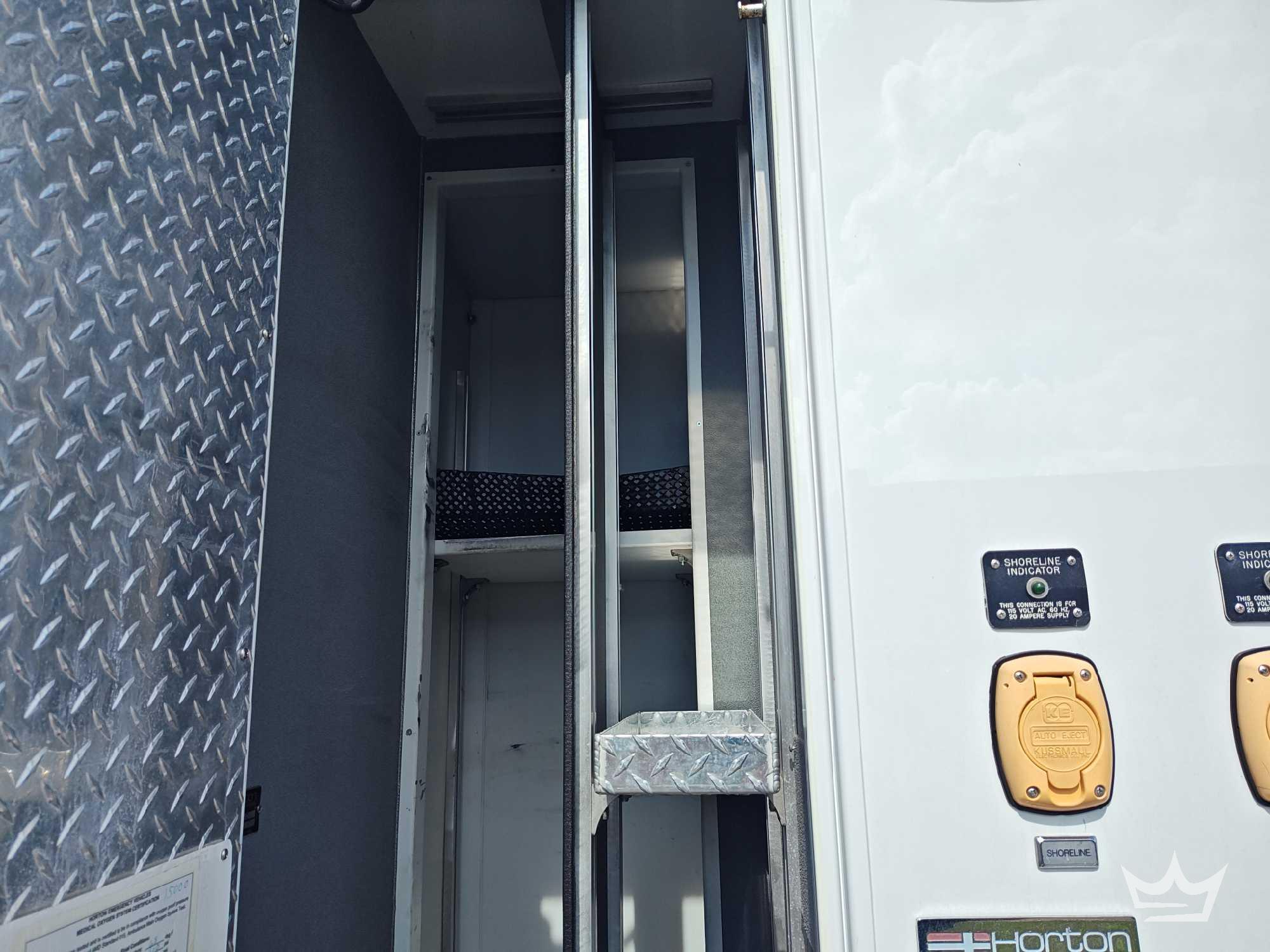 2011 International DURASTAR 4300