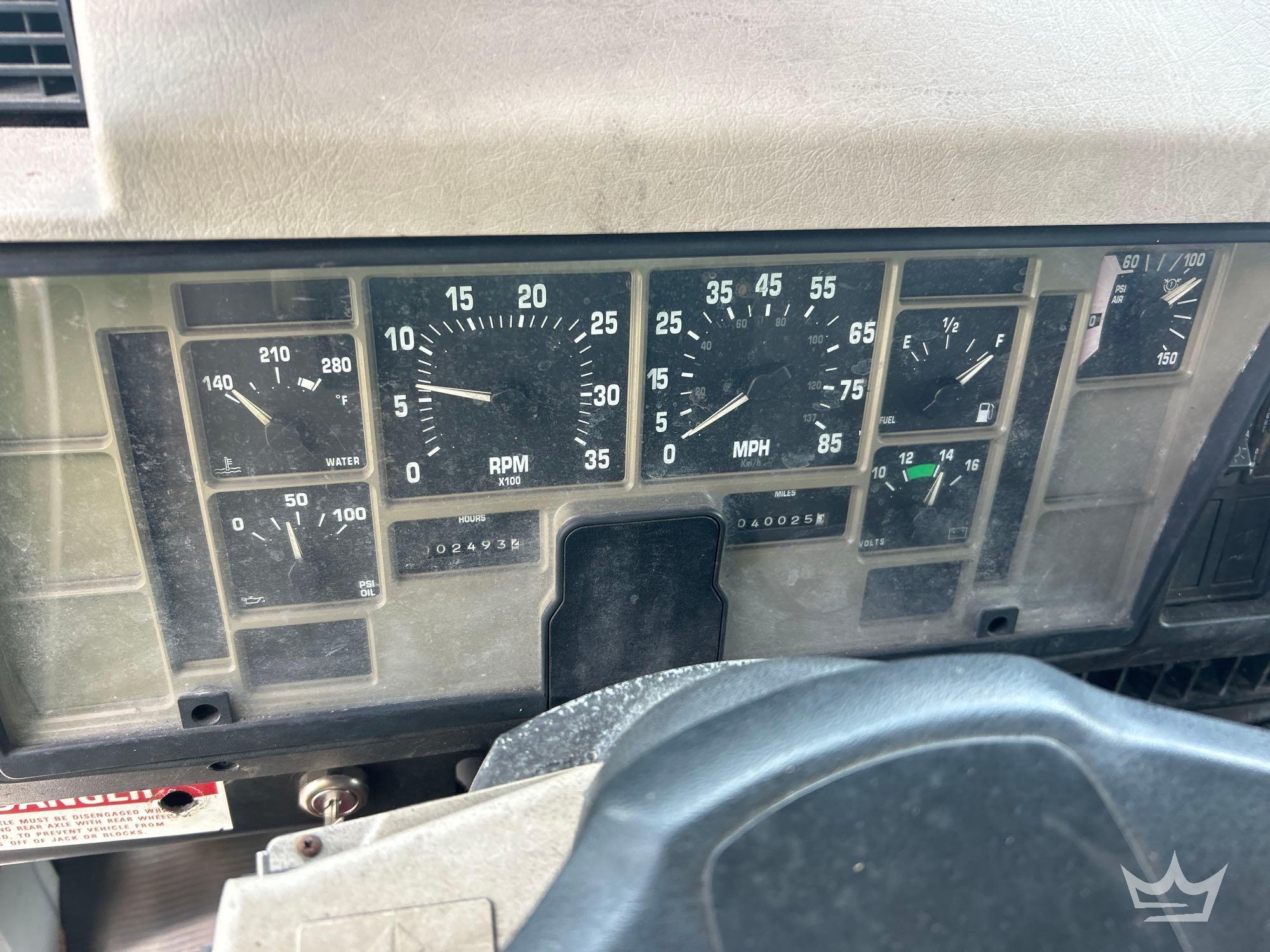 2001 International 4800