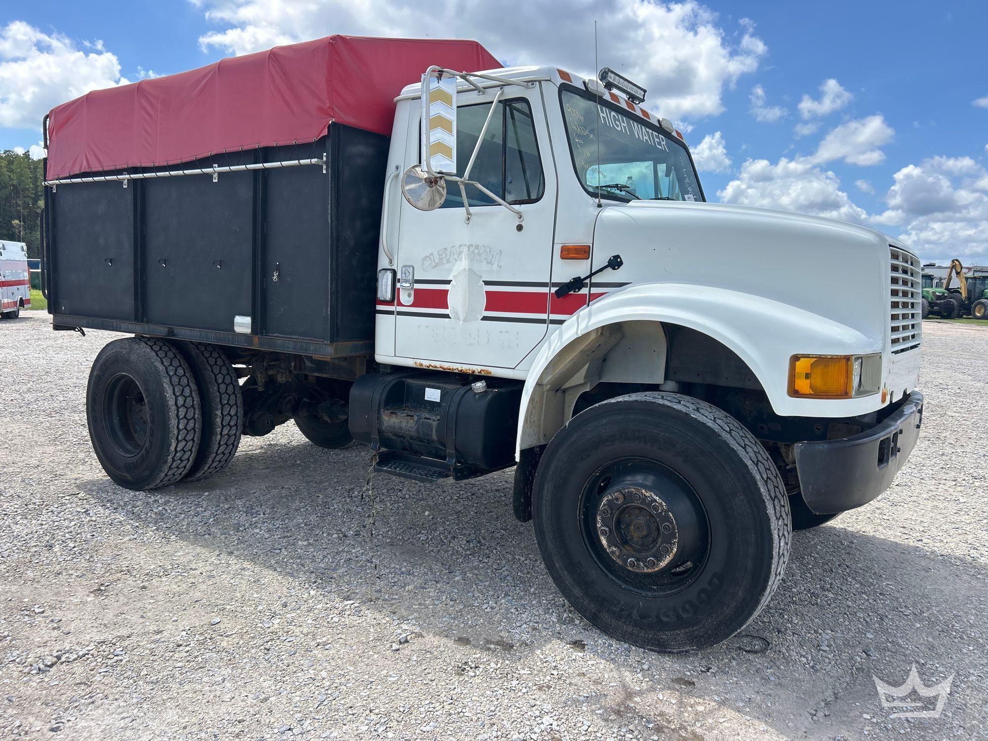 2001 International 4800