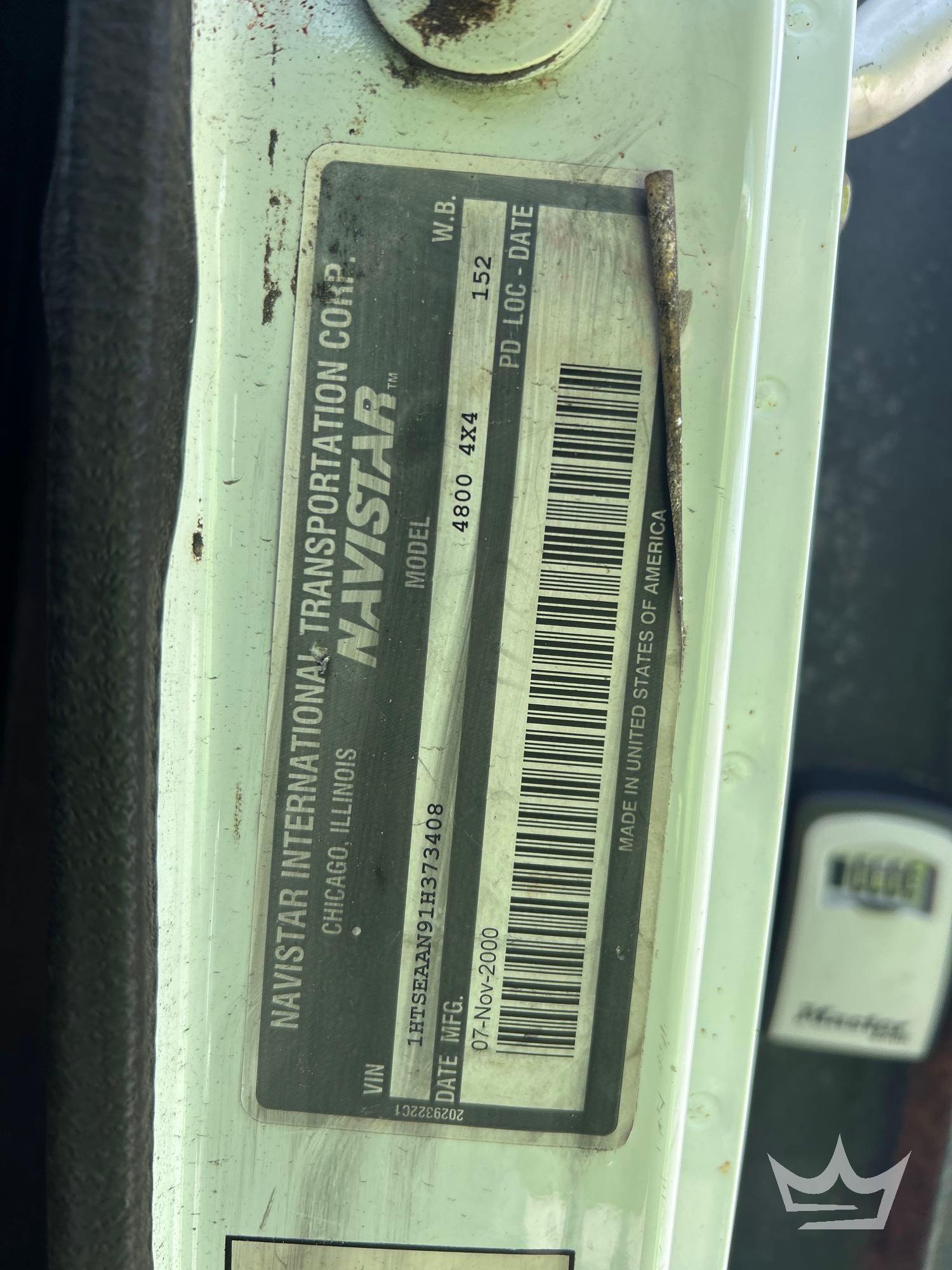 2001 International 4800