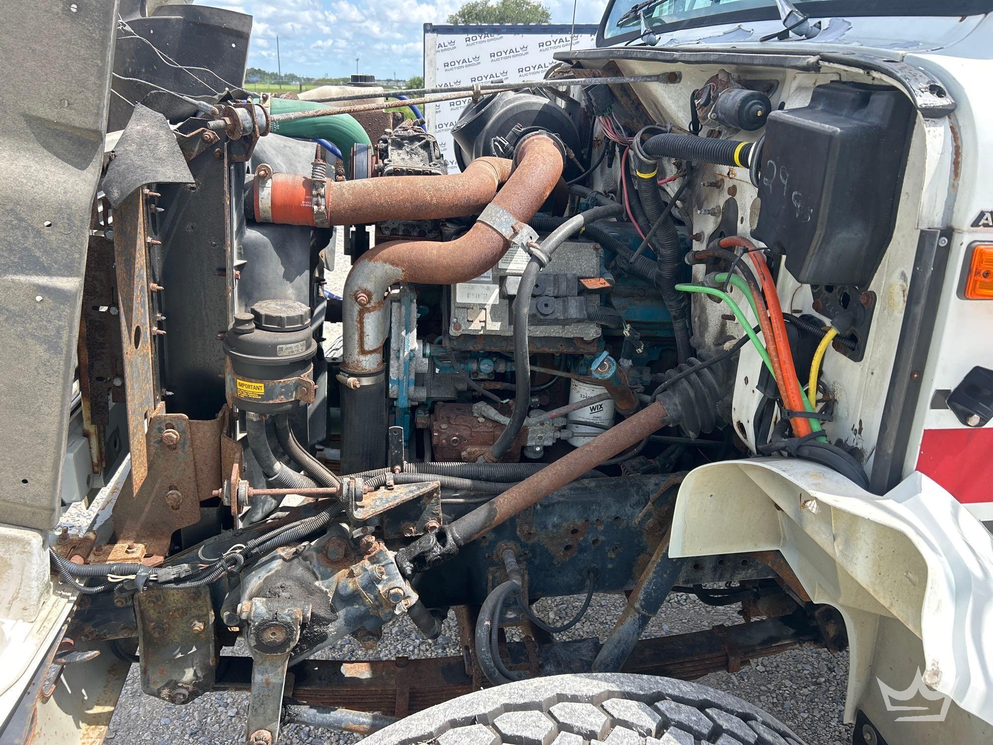 2001 International 4800