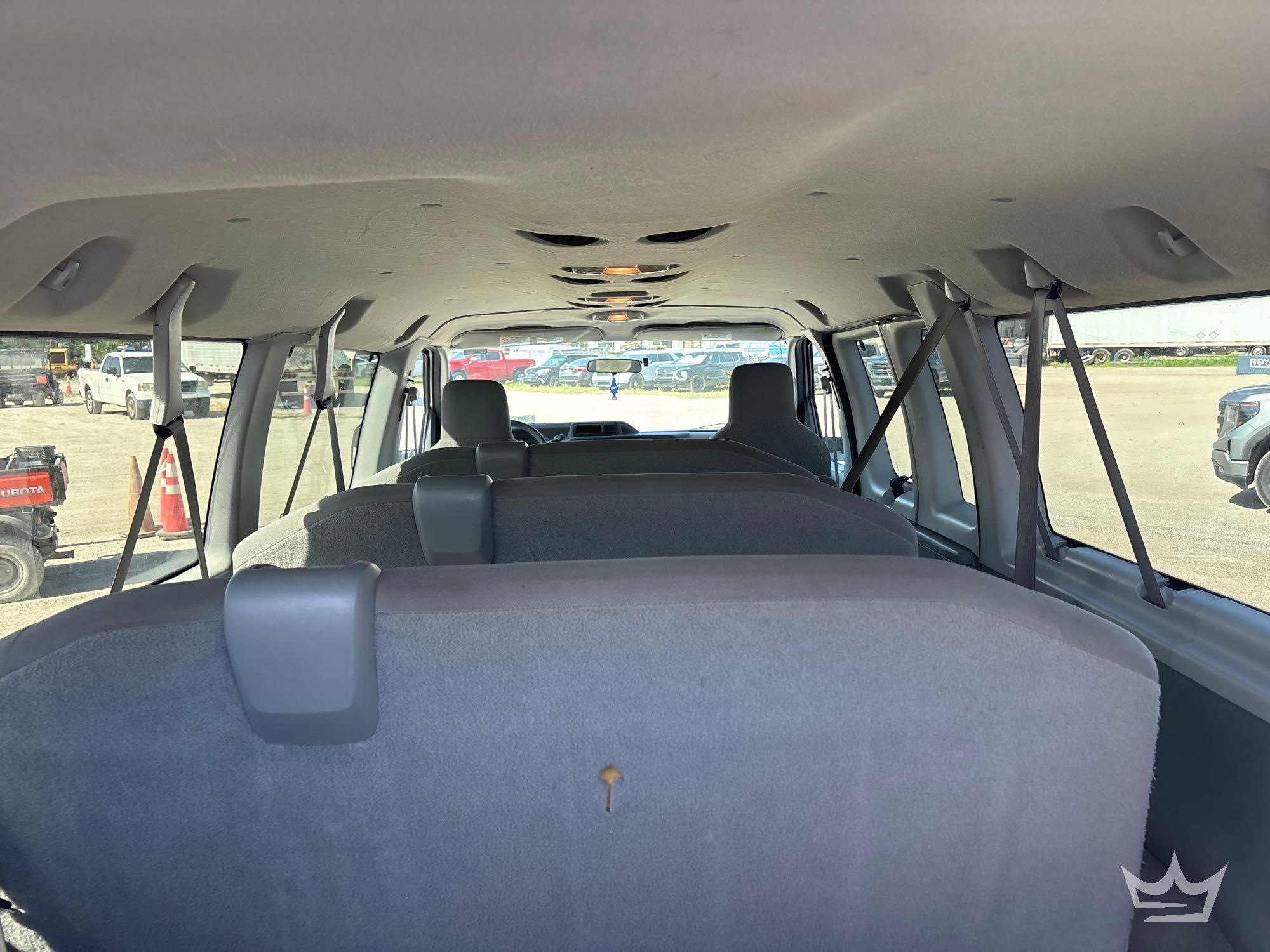 2013 Ford E-350