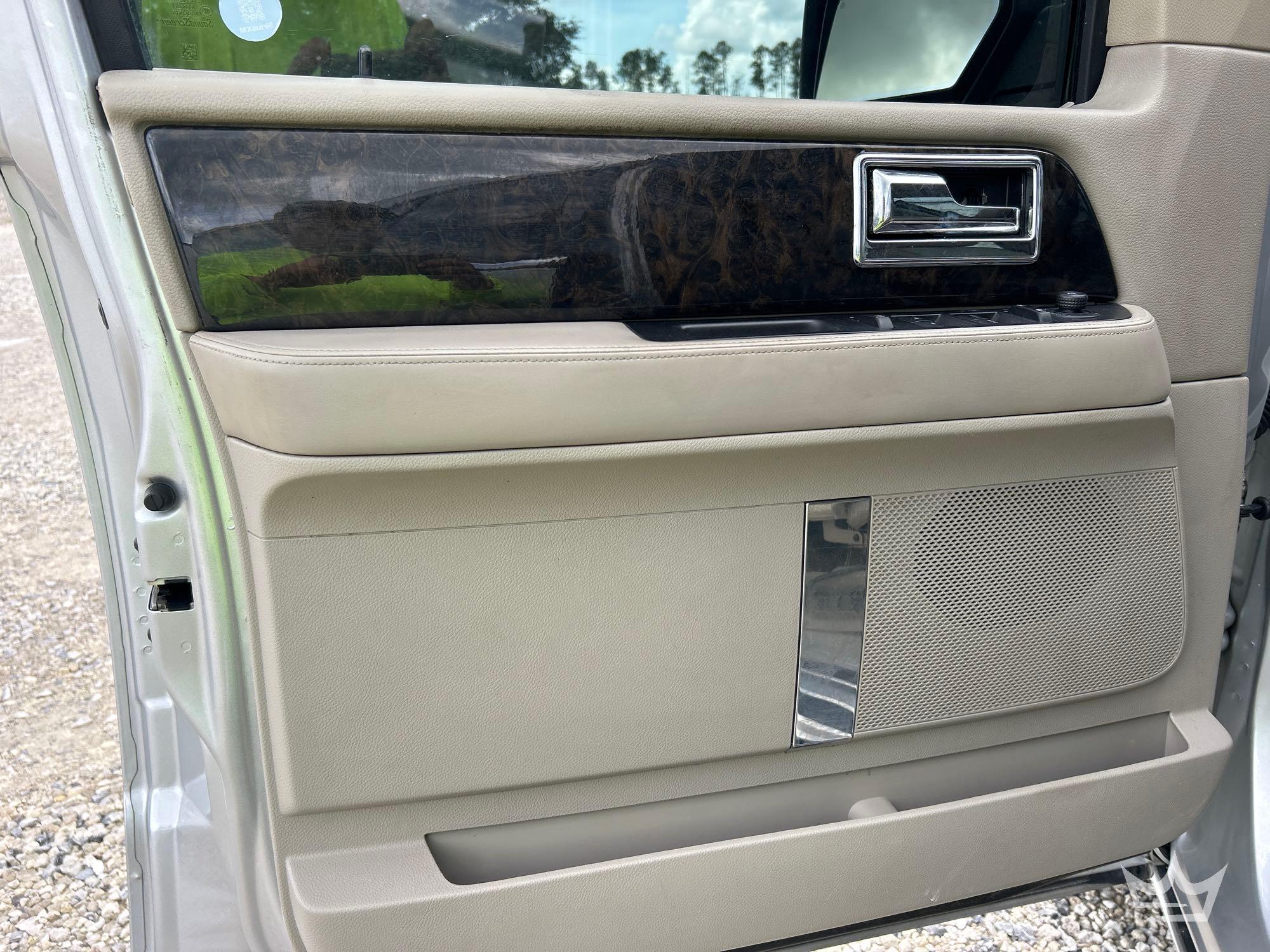 2016 Lincoln NAVIGATOR