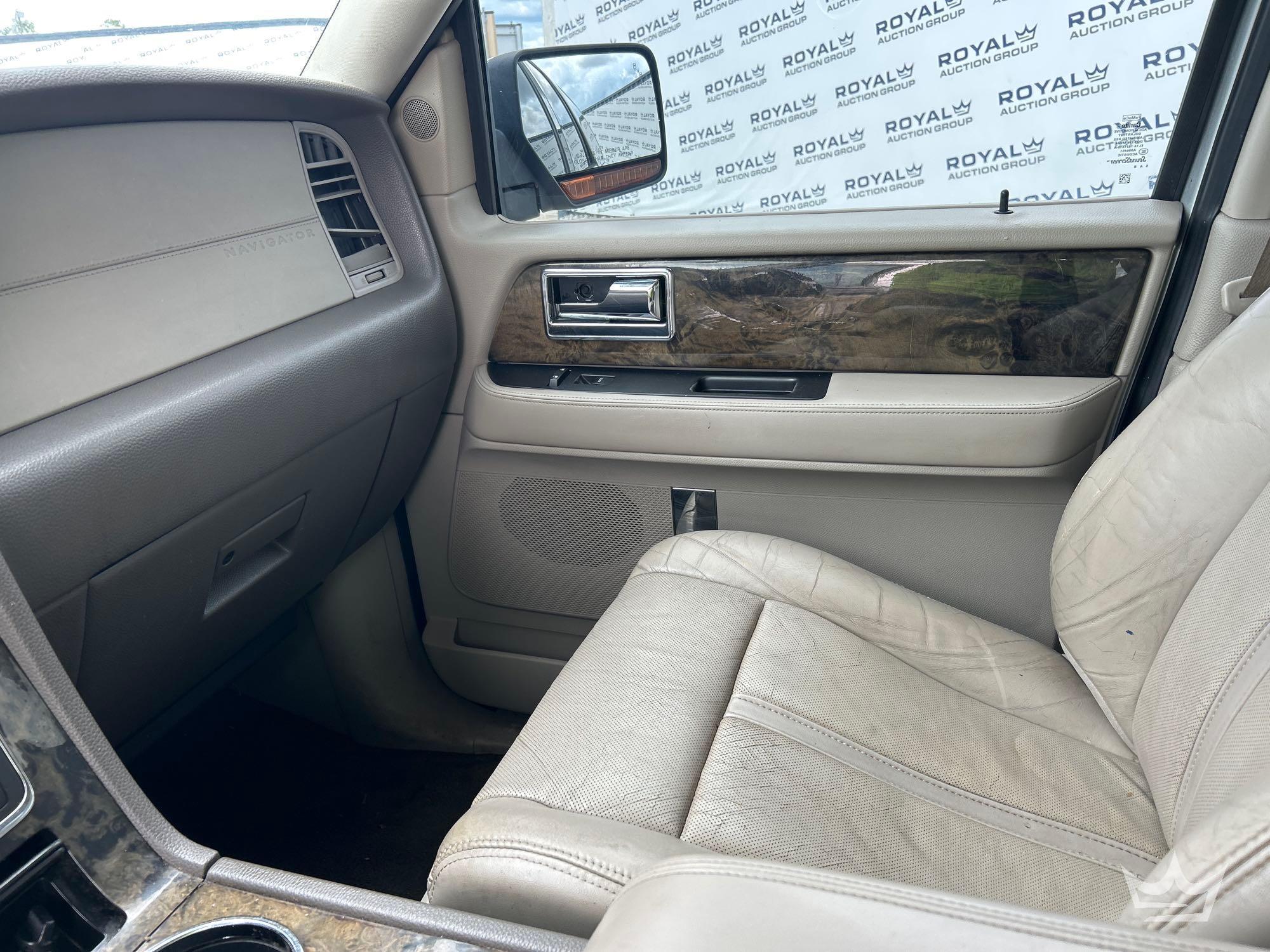 2016 Lincoln NAVIGATOR