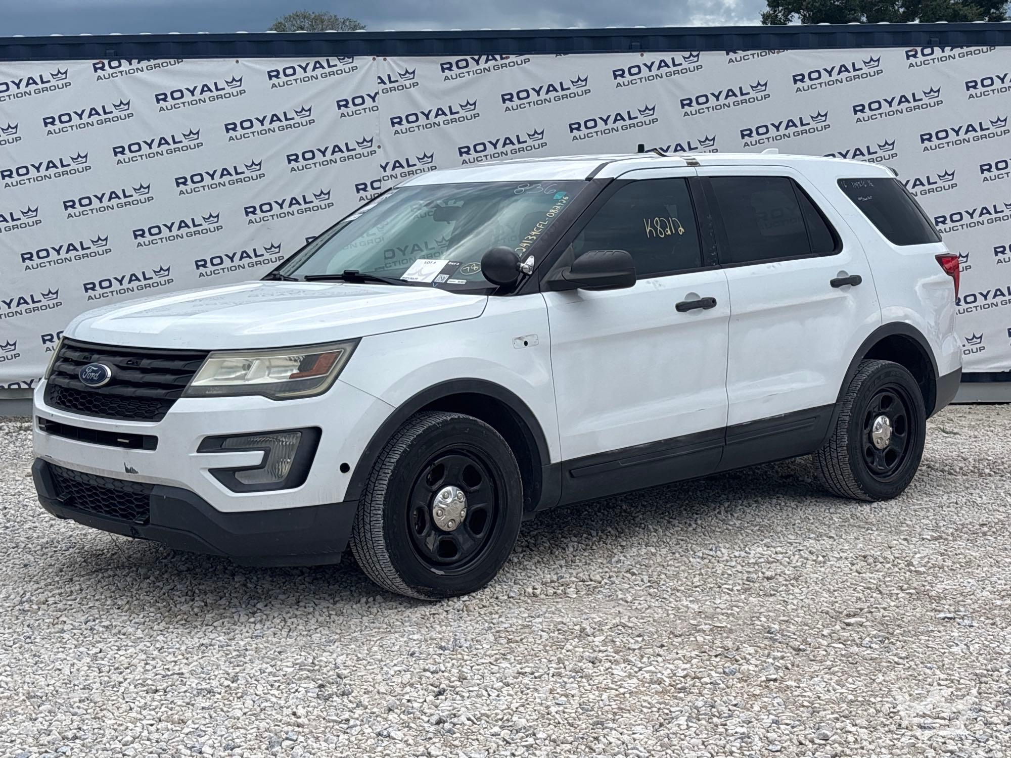 2016 Ford Explorer