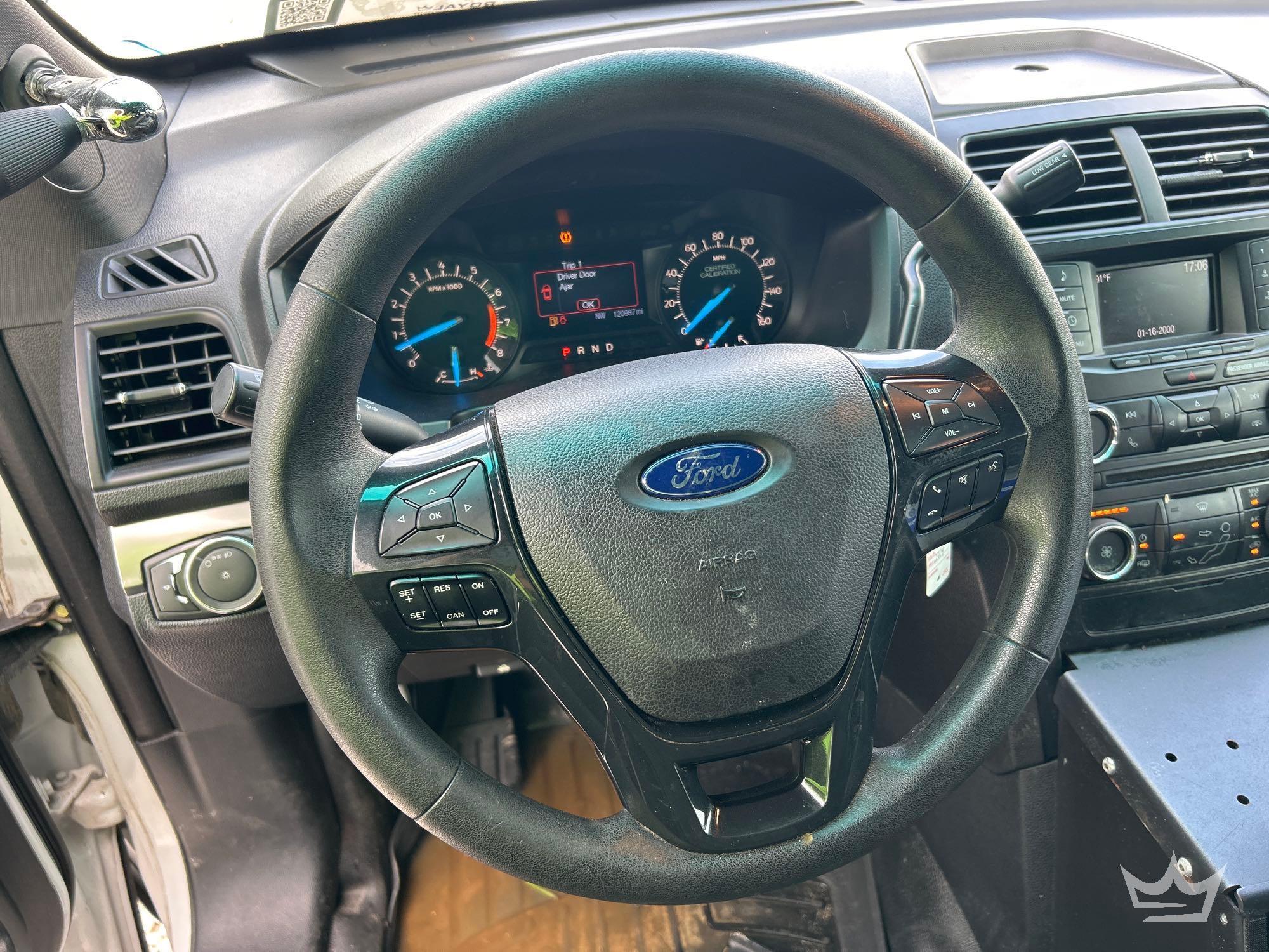 2016 Ford Explorer