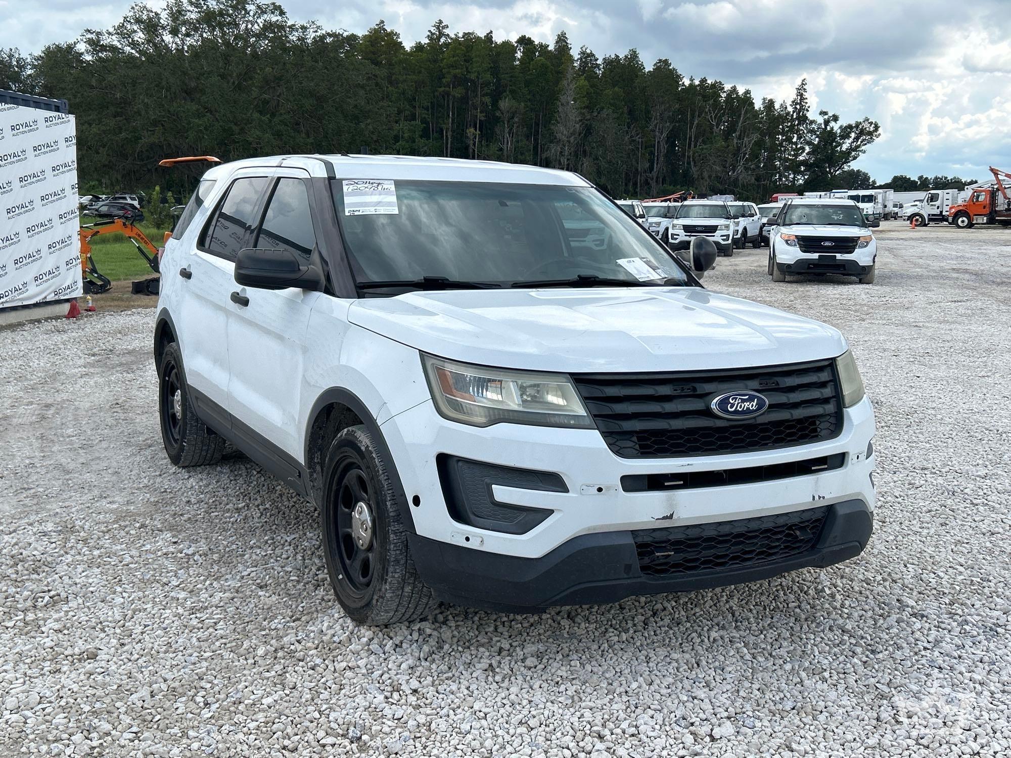 2016 Ford Explorer