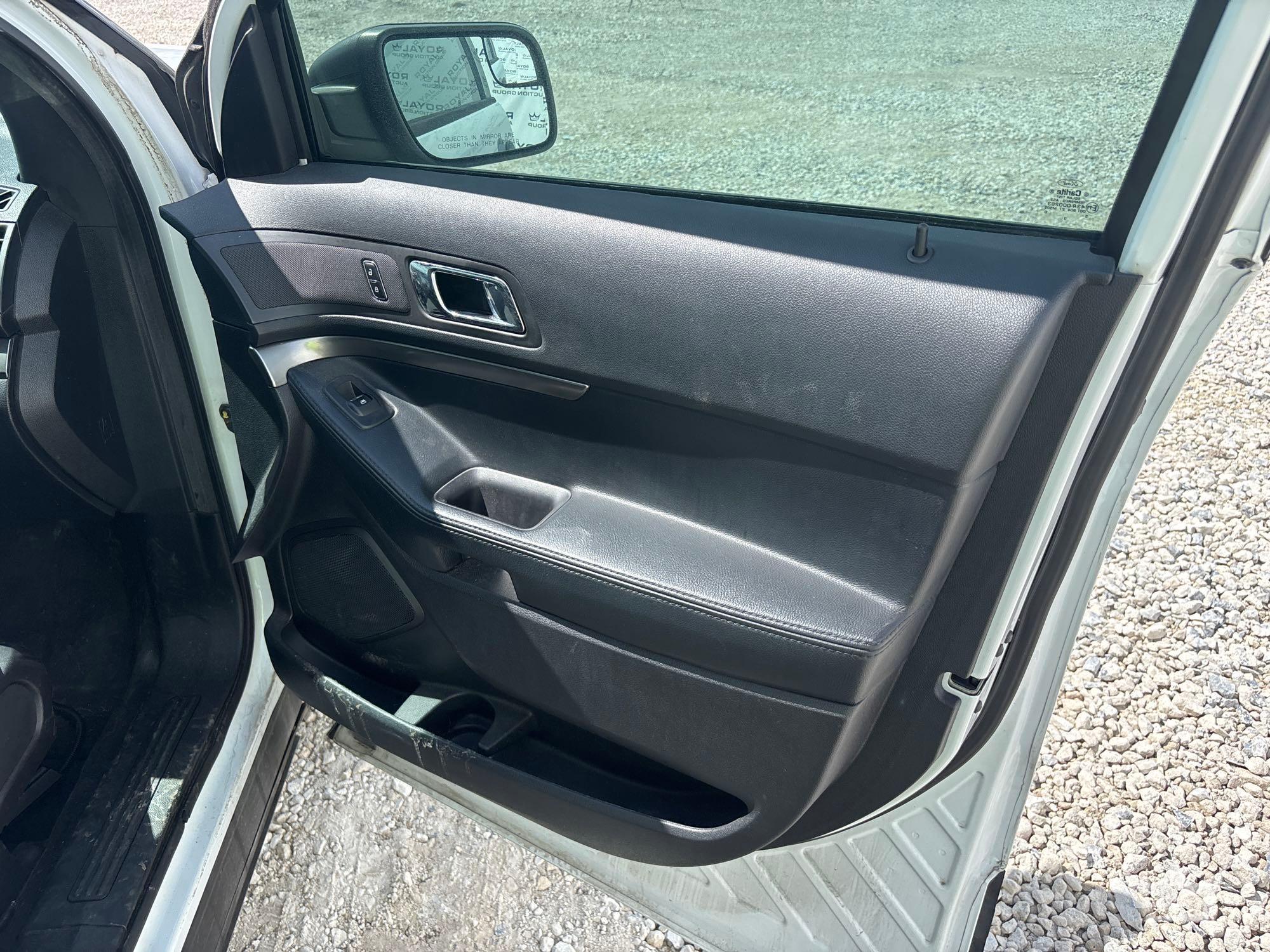 2016 Ford Explorer