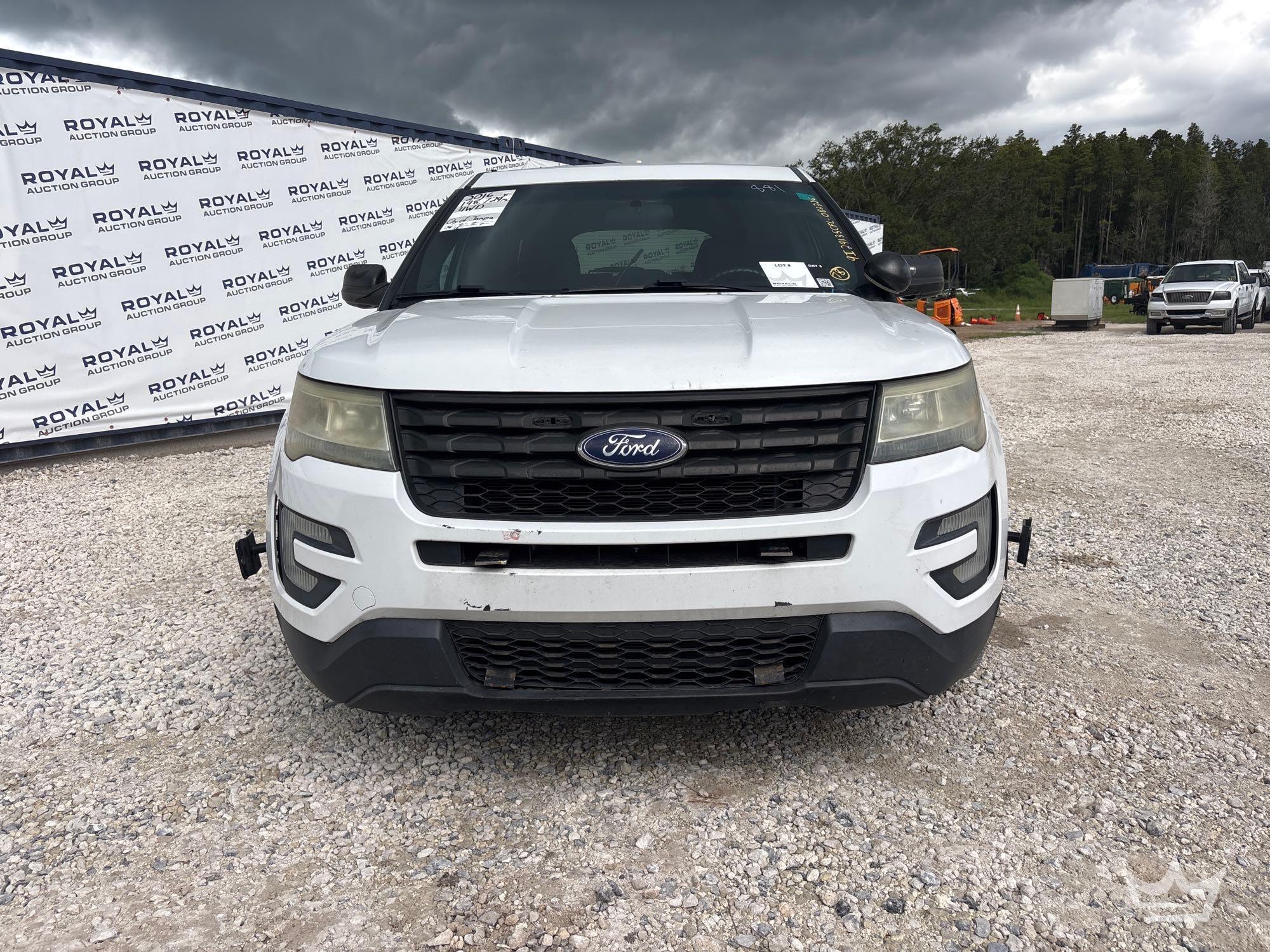 2016 Ford Explorer