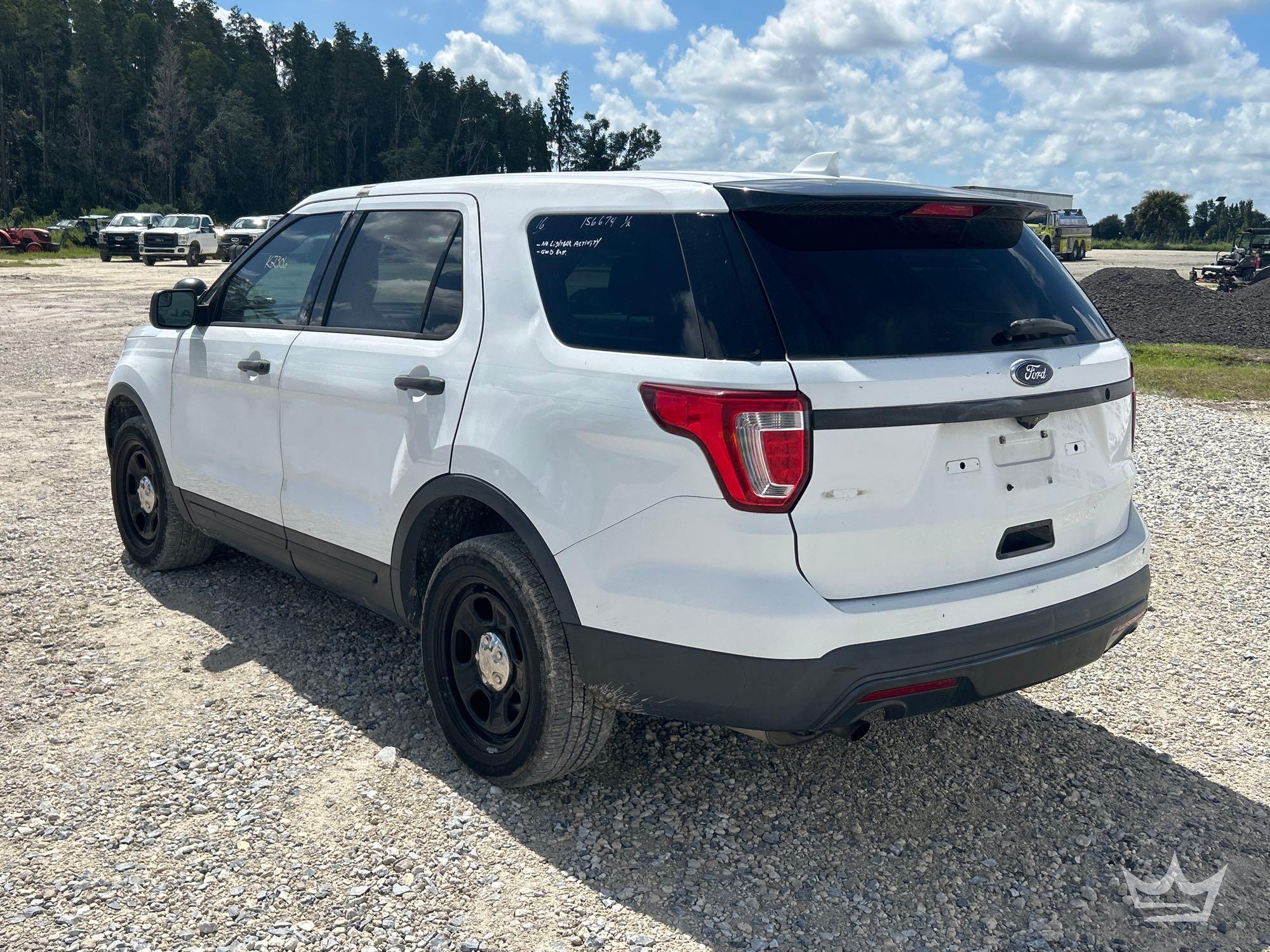 2016 Ford Explorer