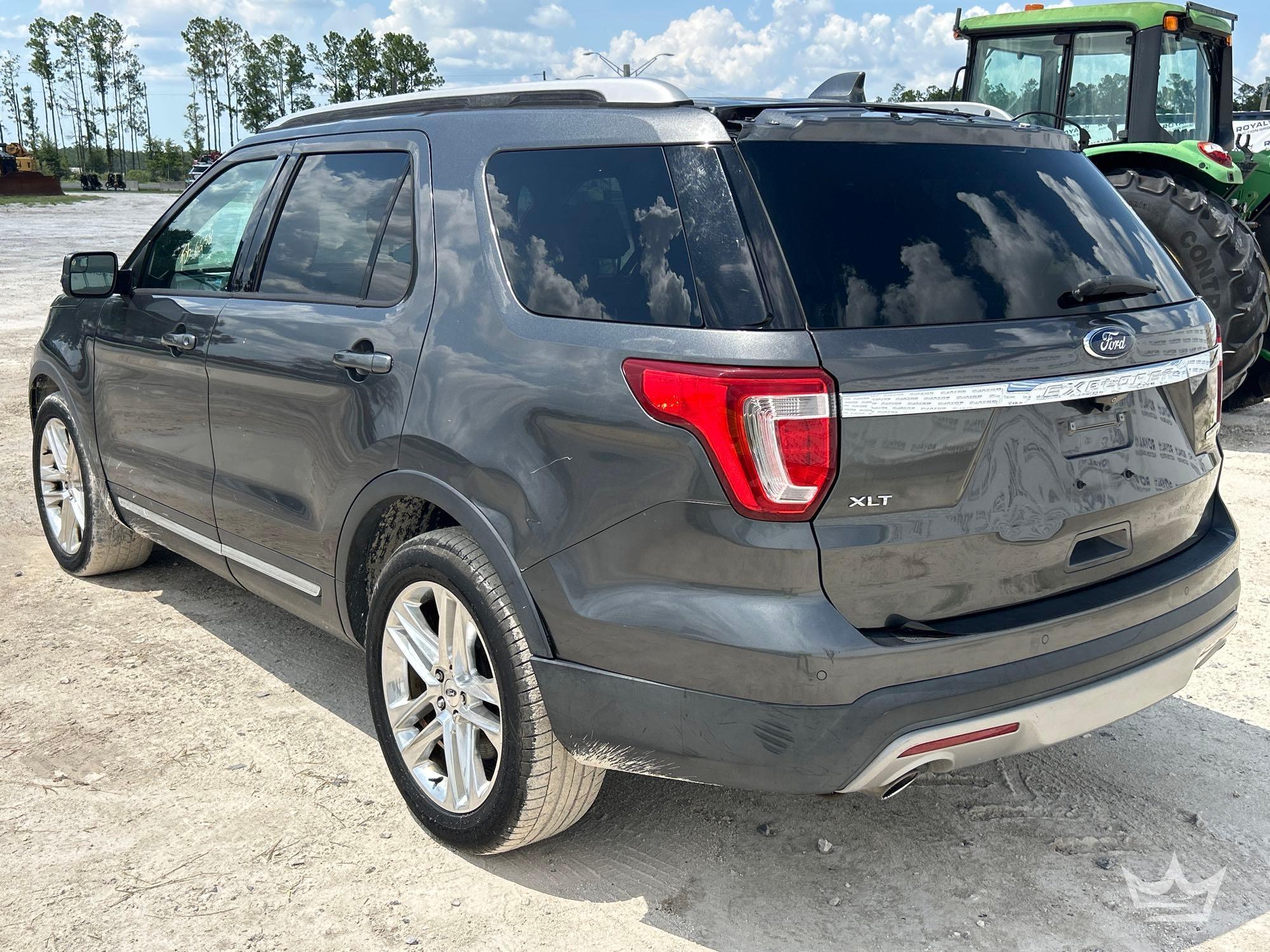 2016 Ford EXPLORER