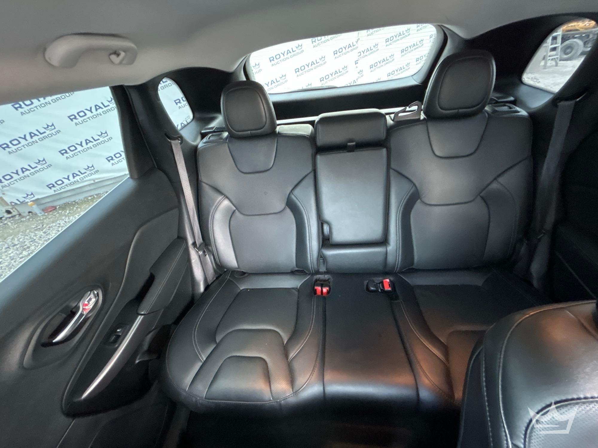 2022 Jeep CHEROKEE