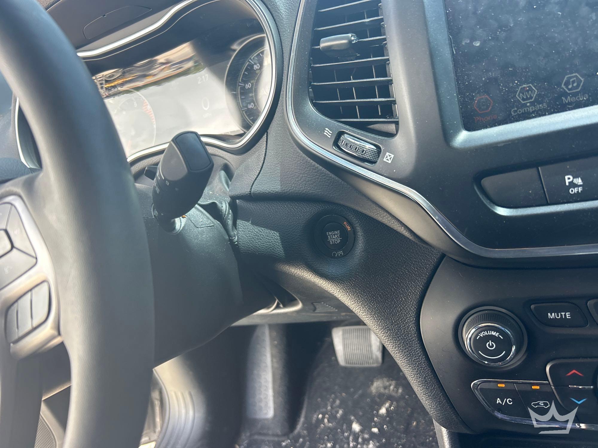 2022 Jeep CHEROKEE