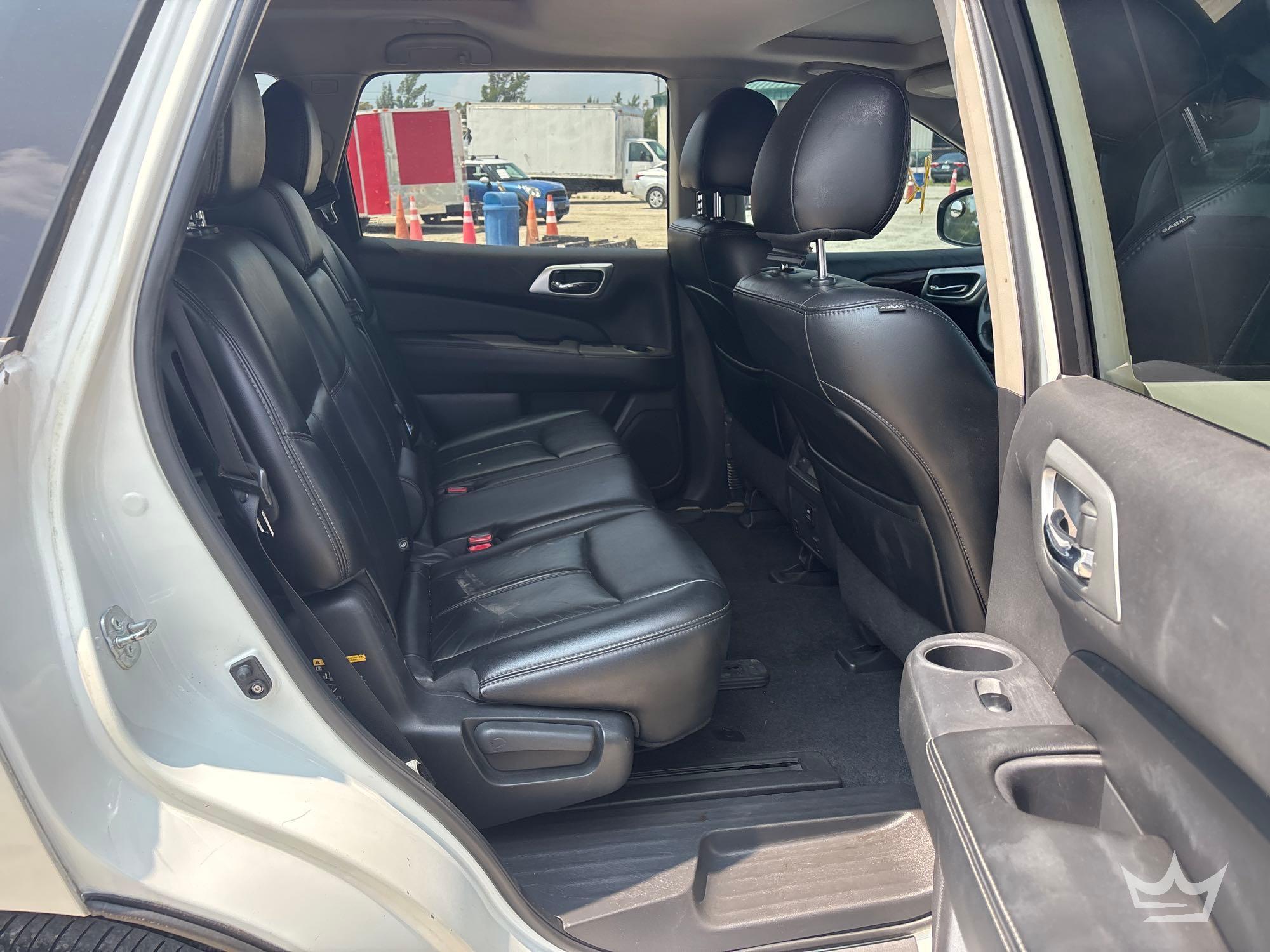 2015 Nissan PATHFINDER