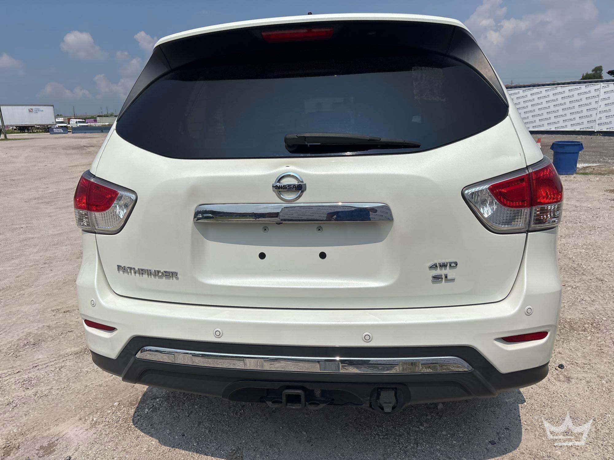 2015 Nissan PATHFINDER