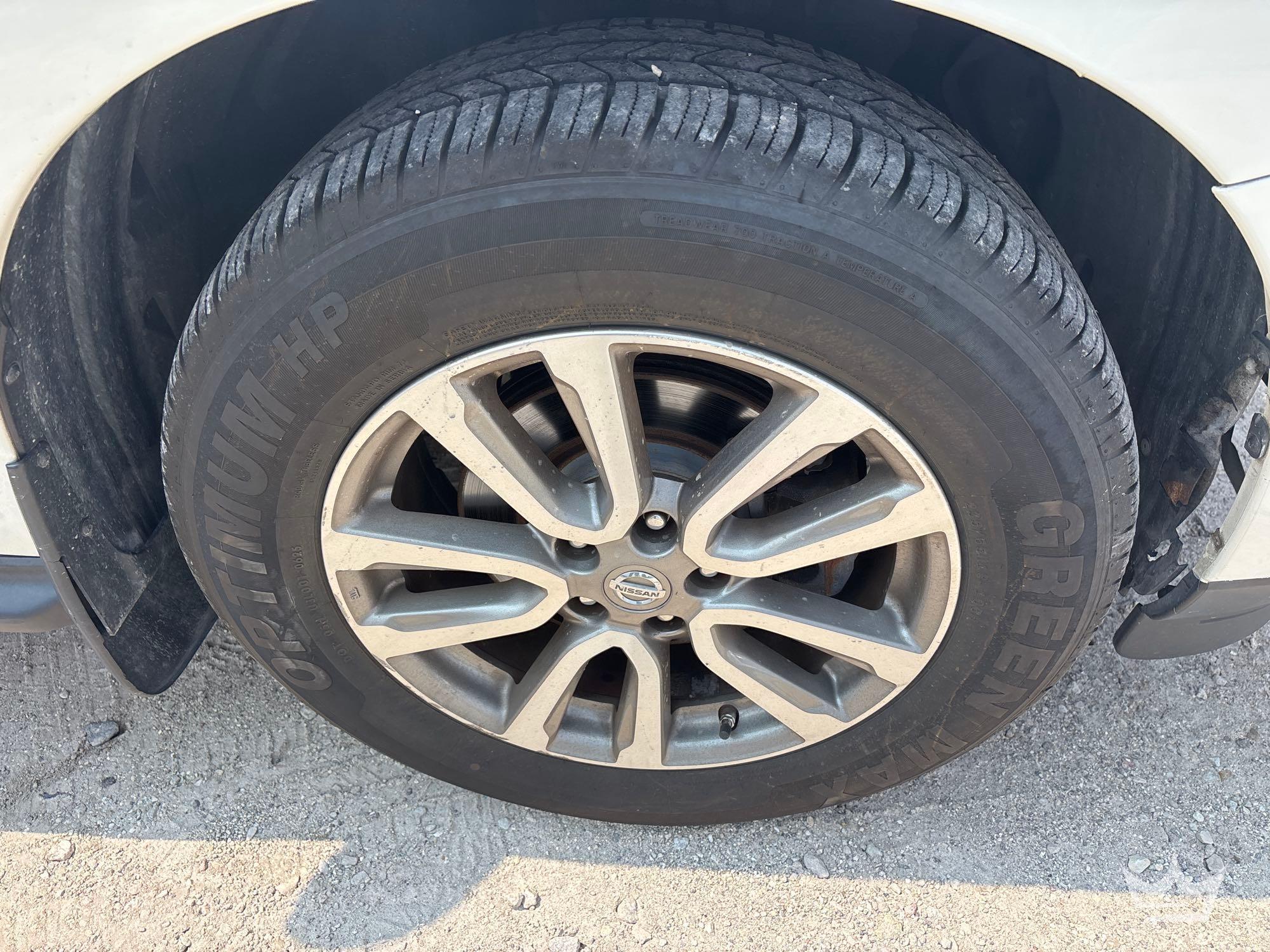 2015 Nissan PATHFINDER