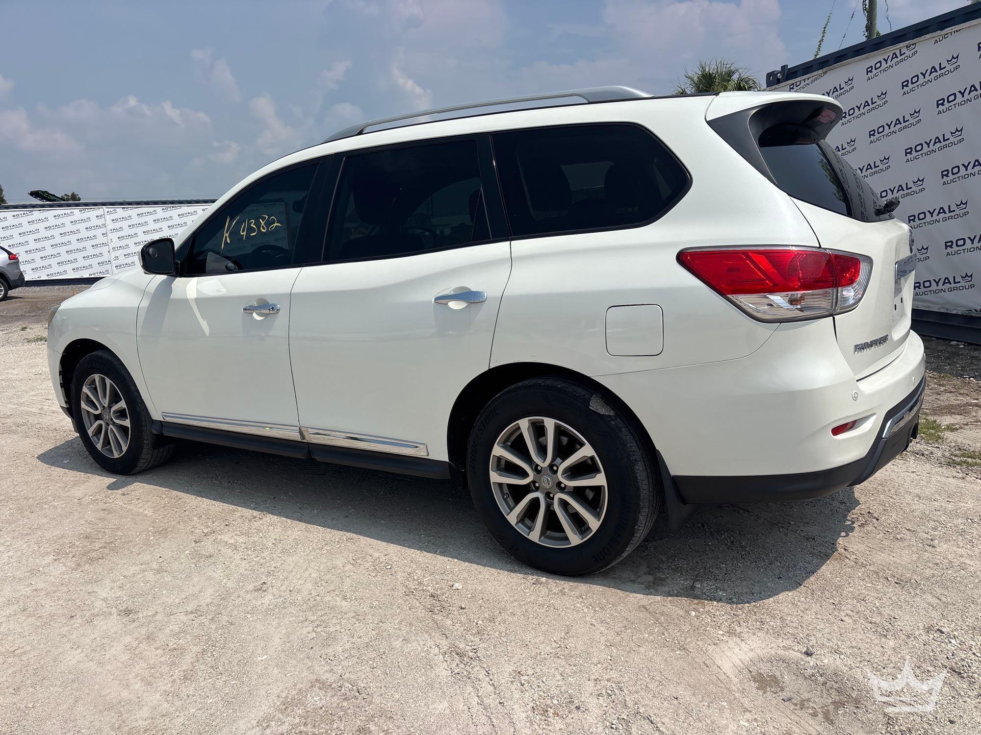 2015 Nissan PATHFINDER